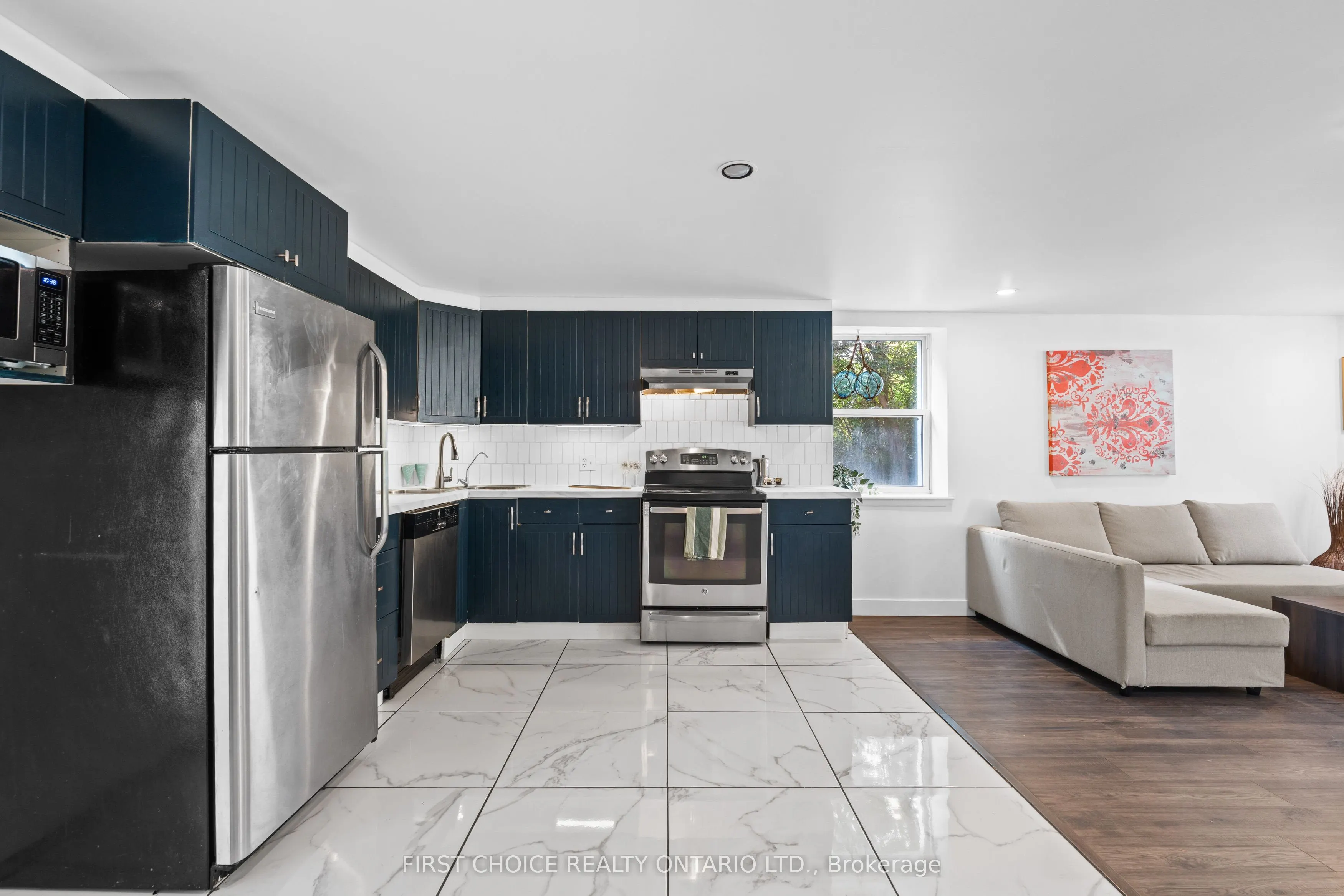 10 Campbell Reid Court