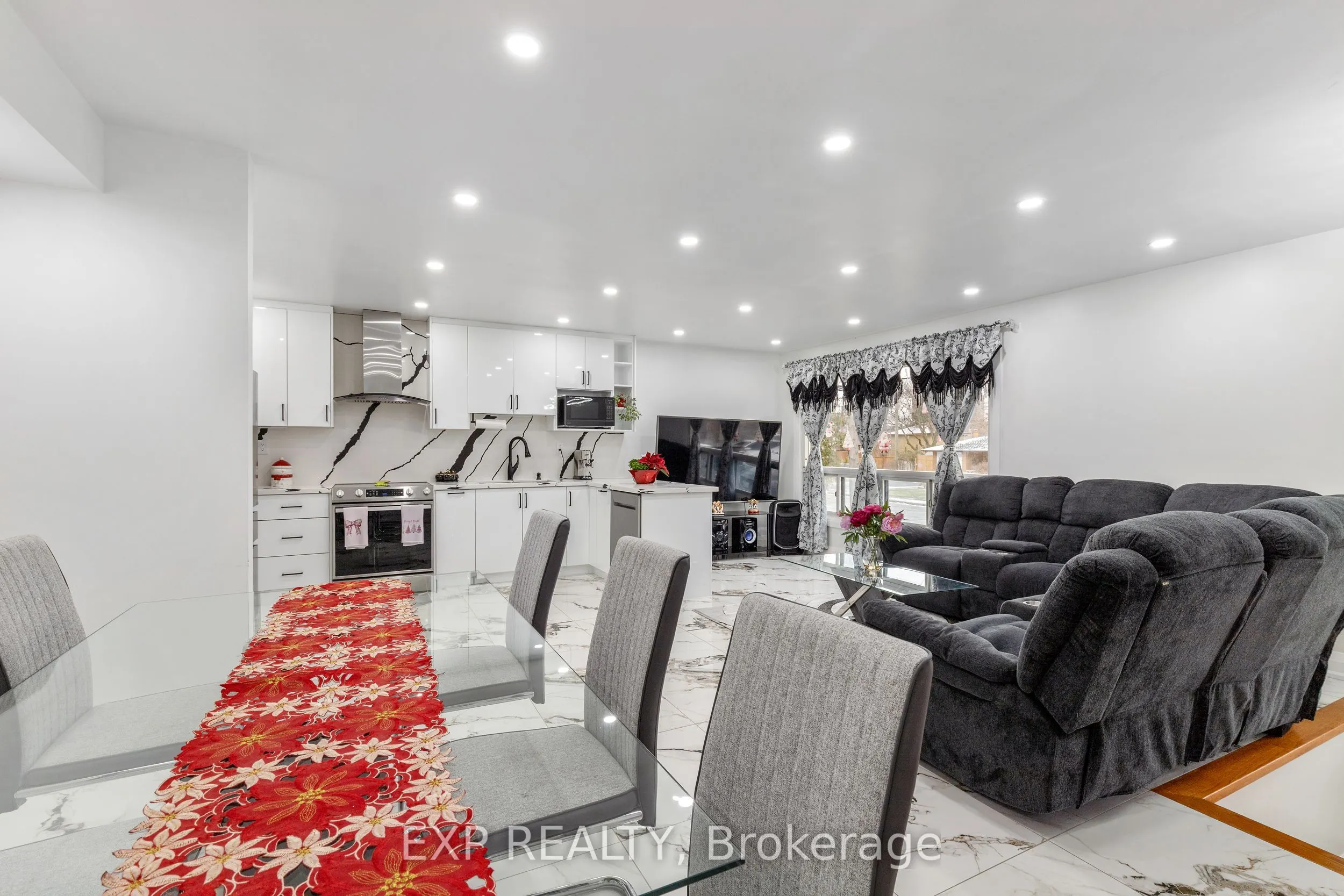 96 Gainsborough Road