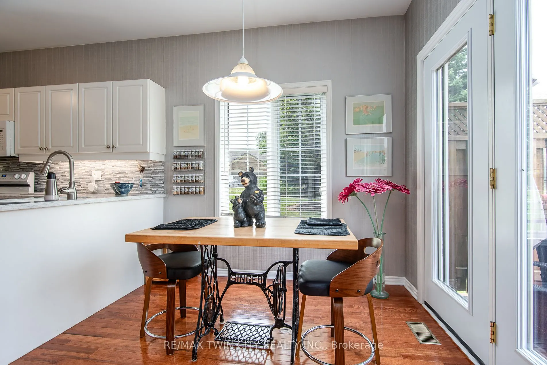 545 Laurelwood Drive, #21
