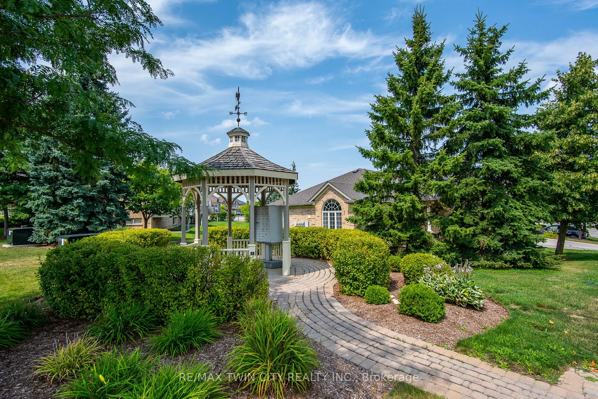 545 Laurelwood Drive, #21