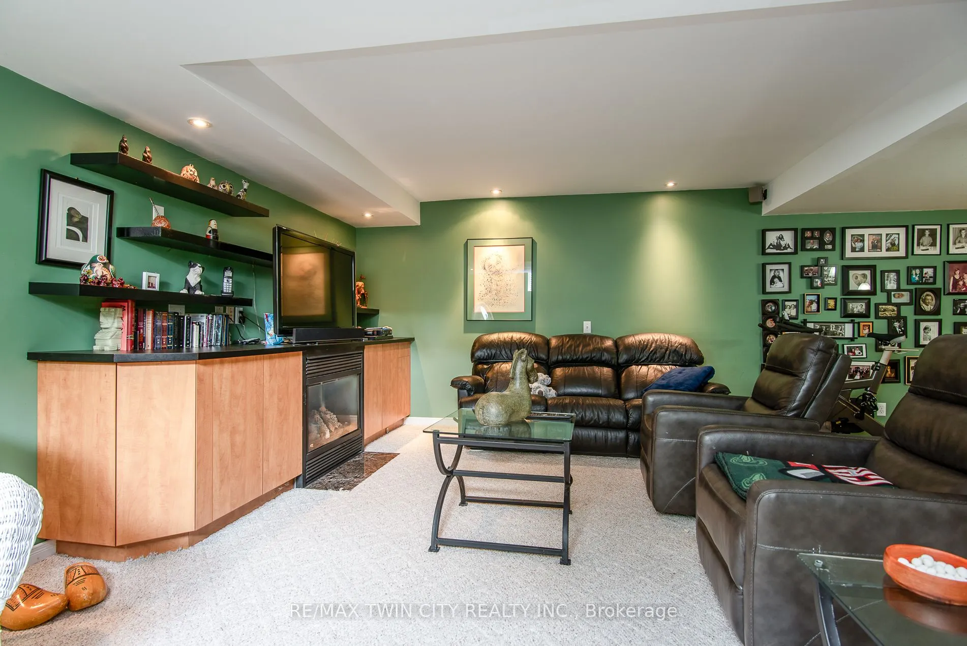 545 Laurelwood Drive, #21