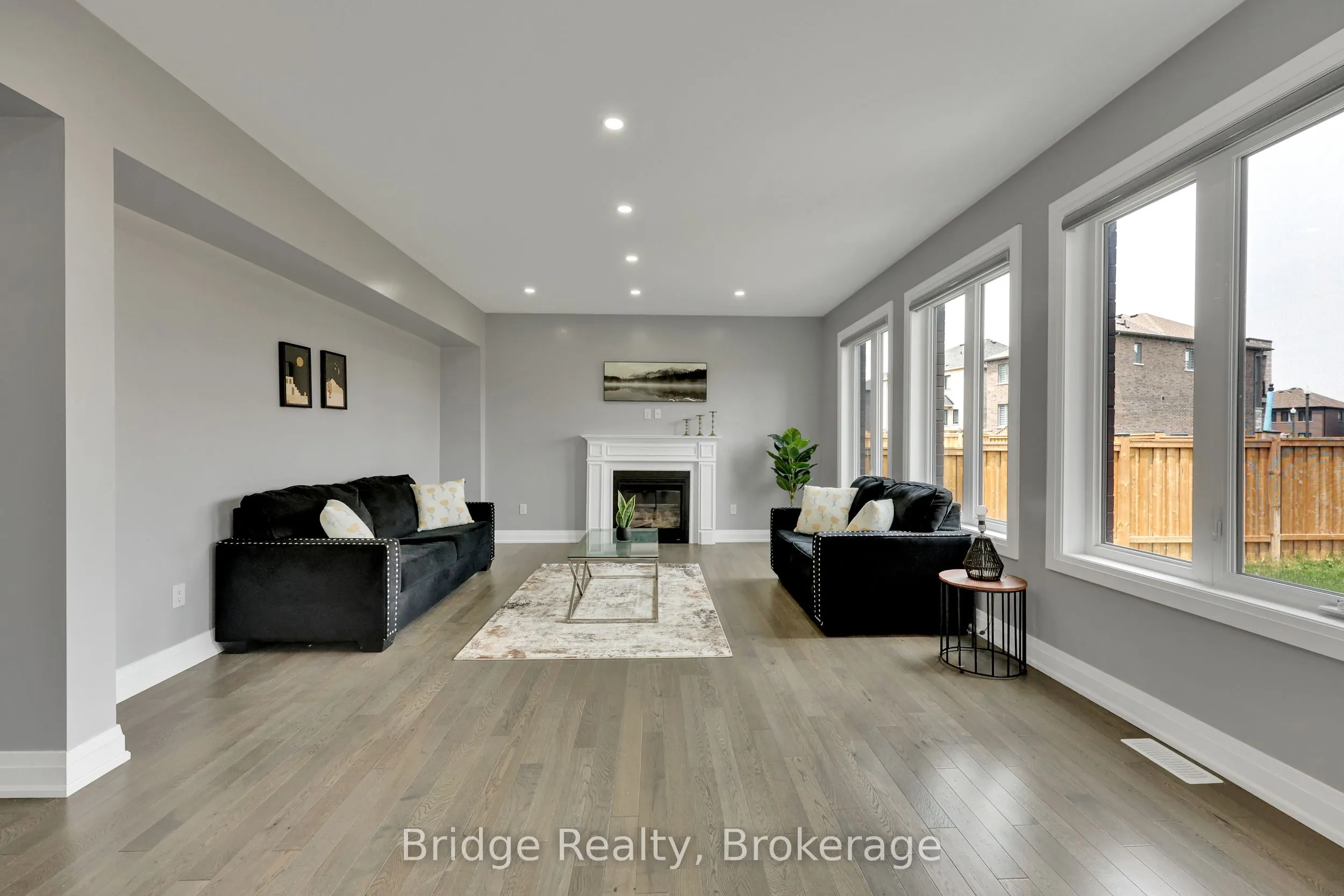 1343 Upper Thames Drive