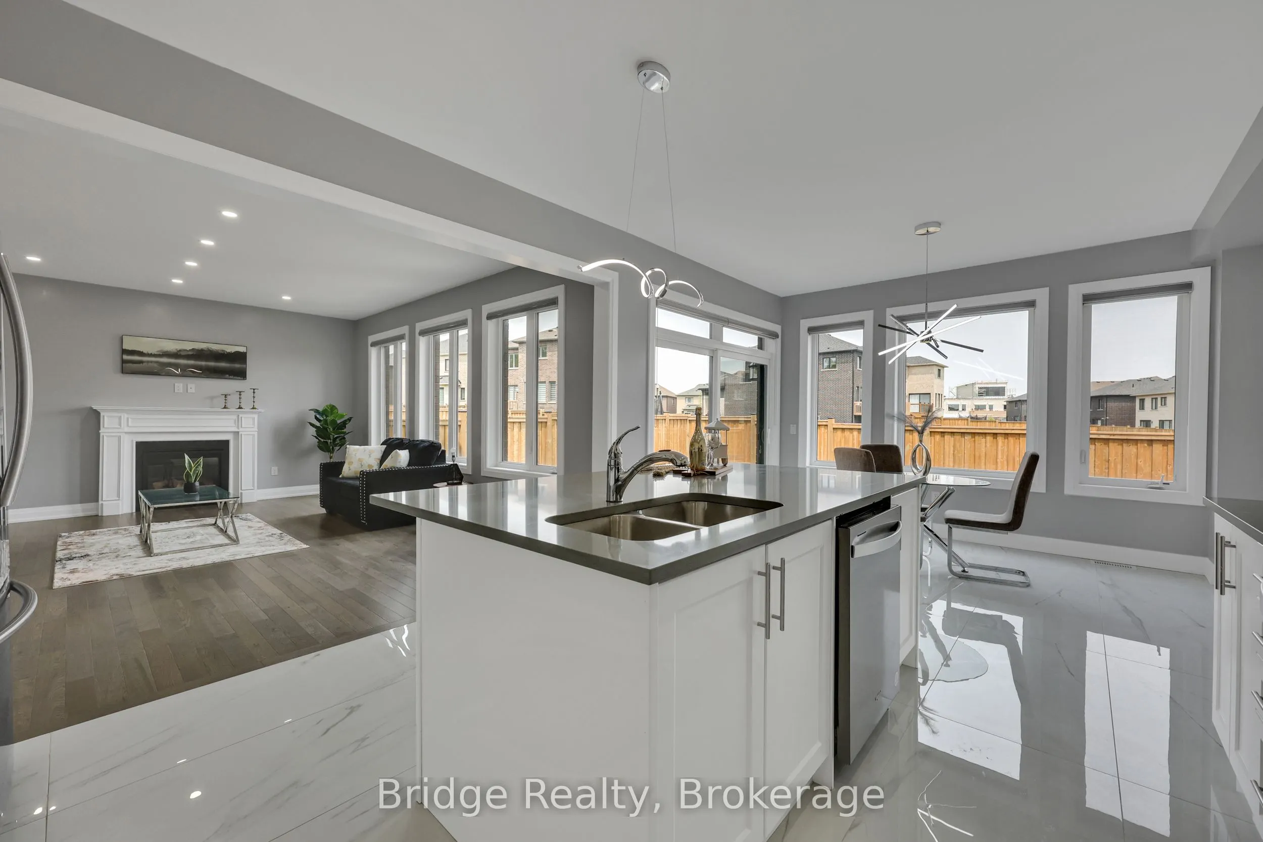 1343 Upper Thames Drive