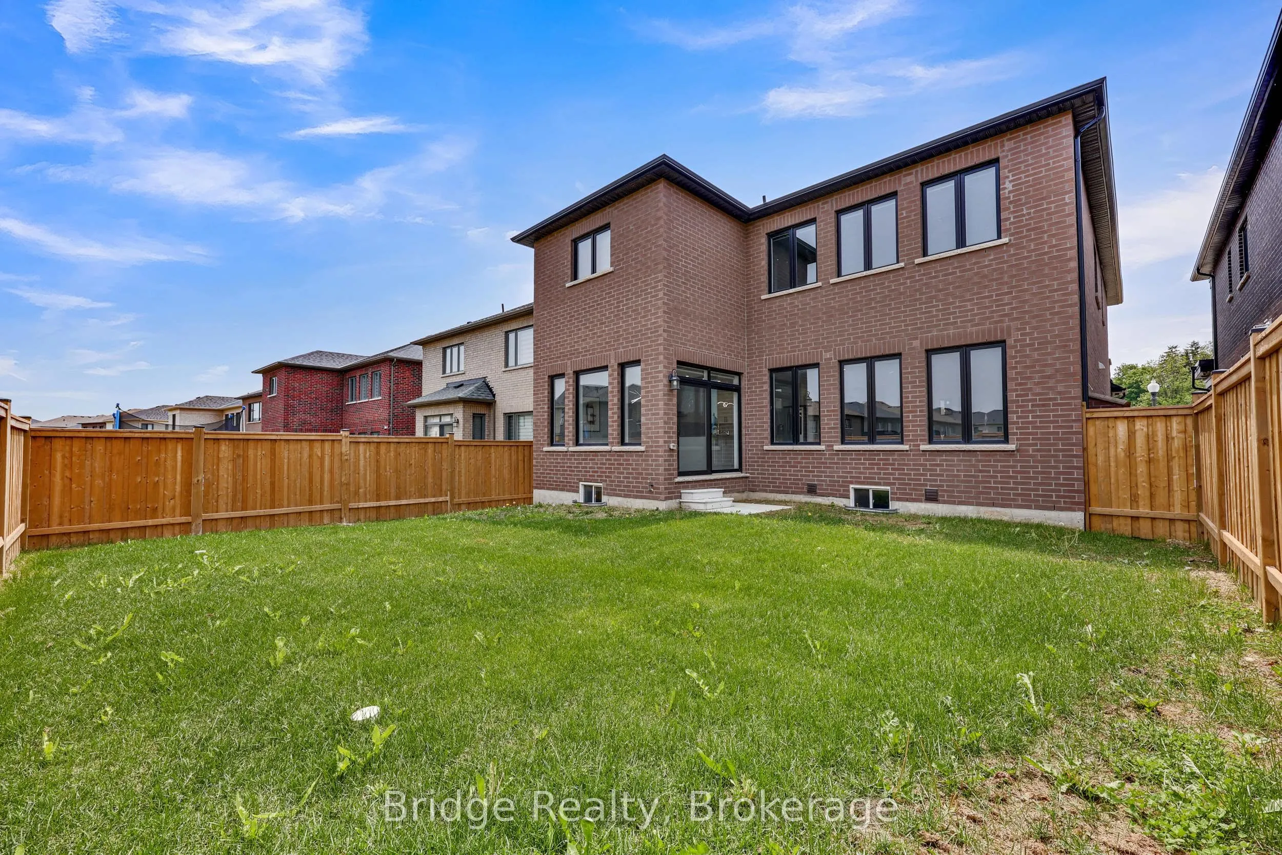 1343 Upper Thames Drive