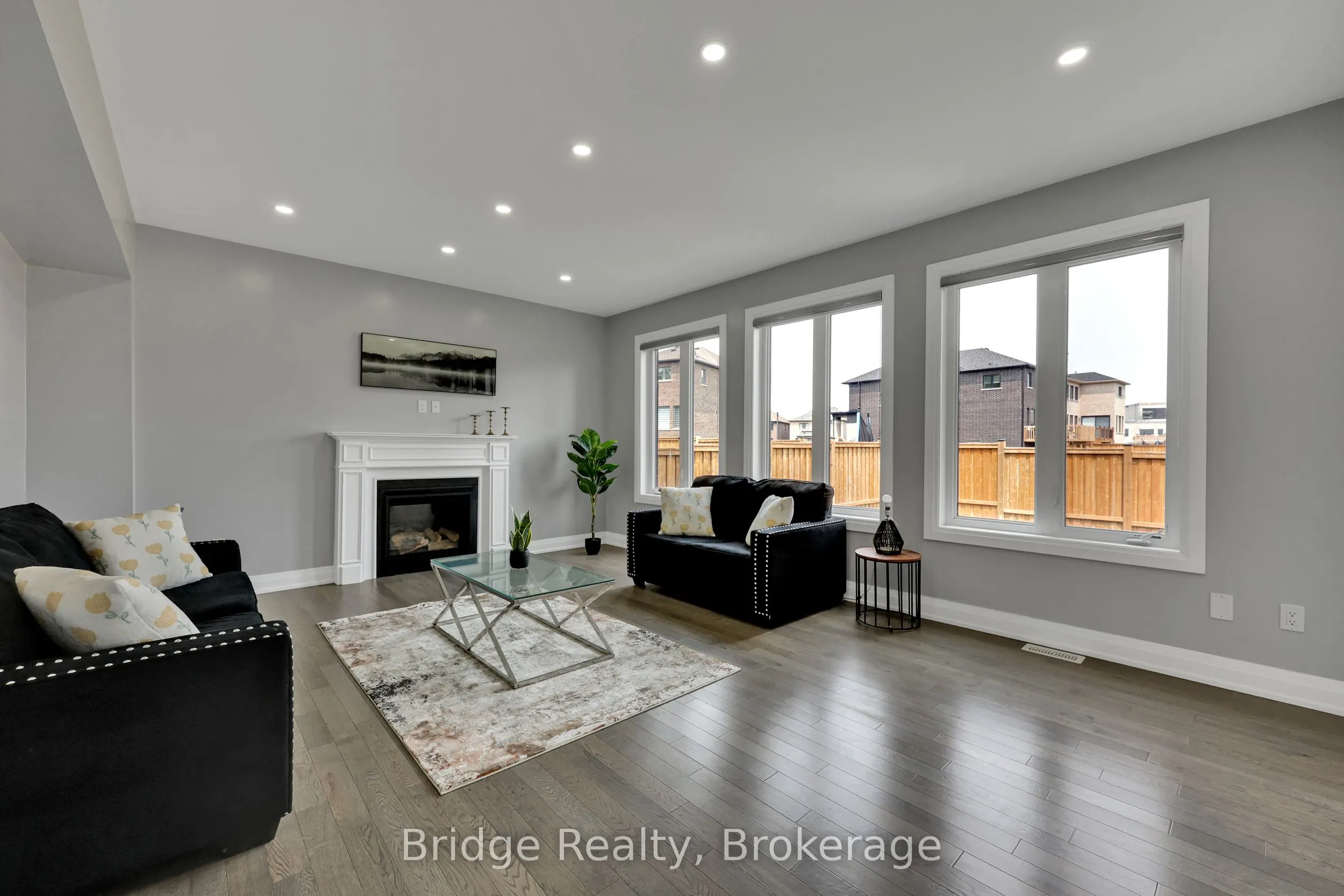 1343 Upper Thames Drive