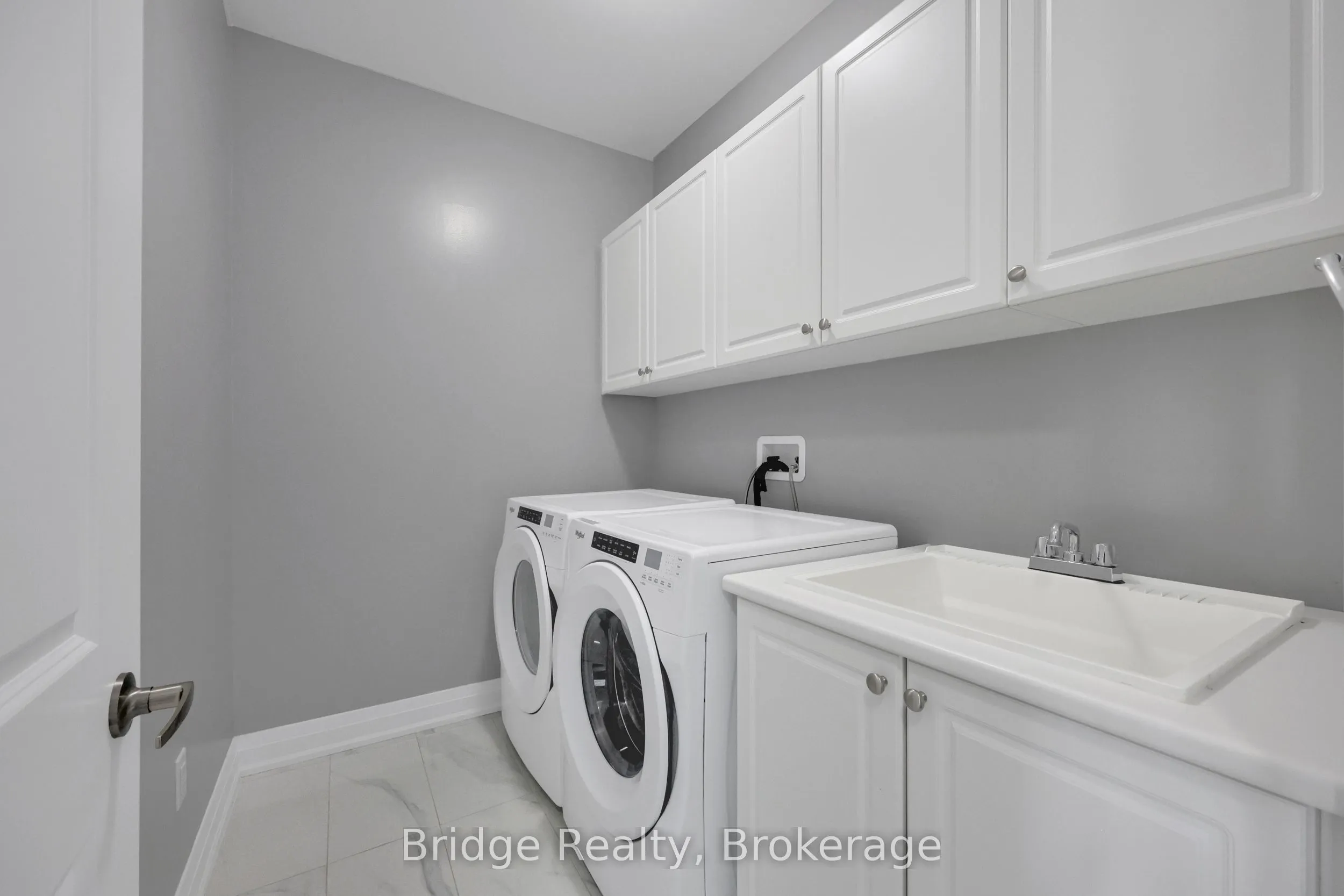 1343 Upper Thames Drive