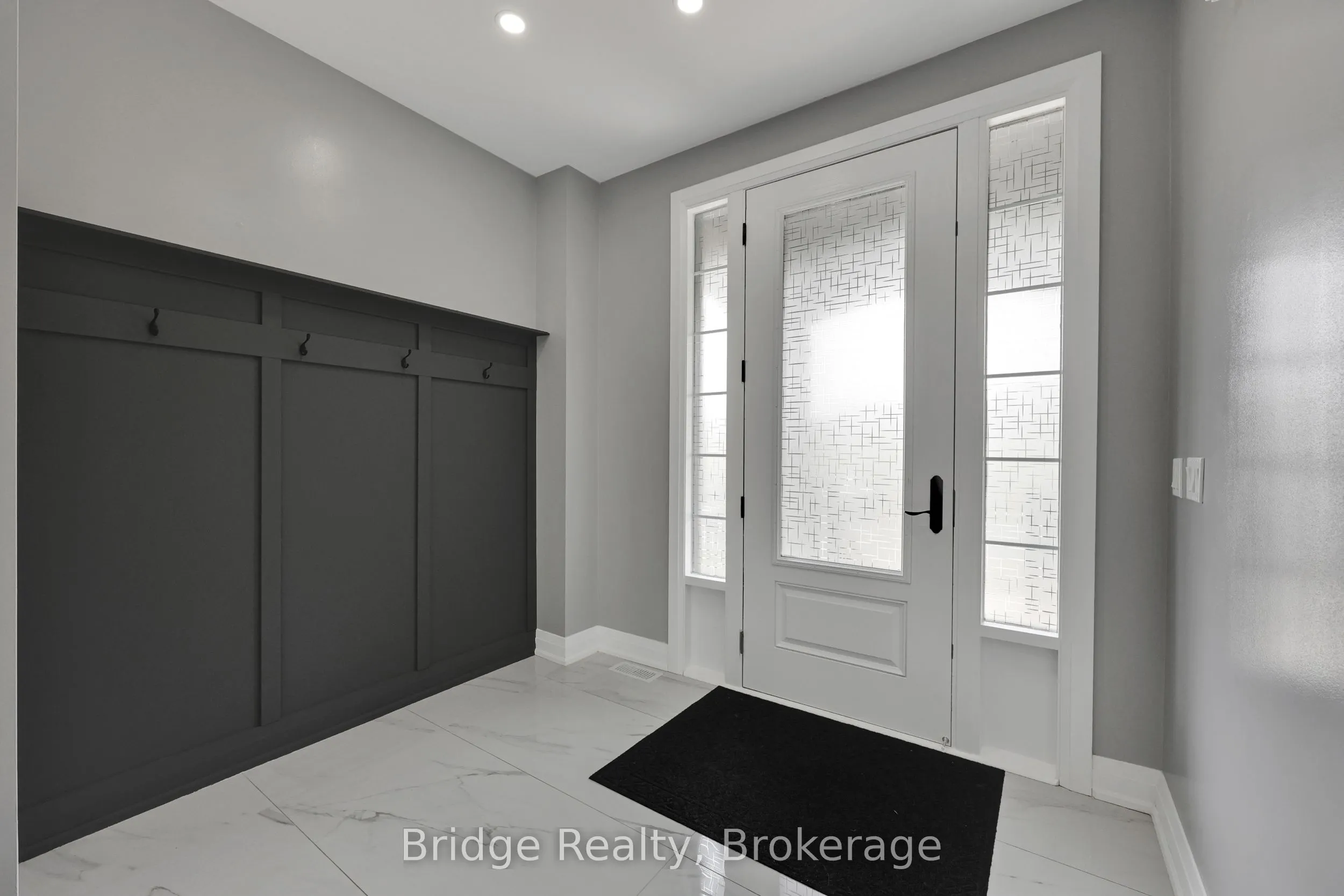 1343 Upper Thames Drive