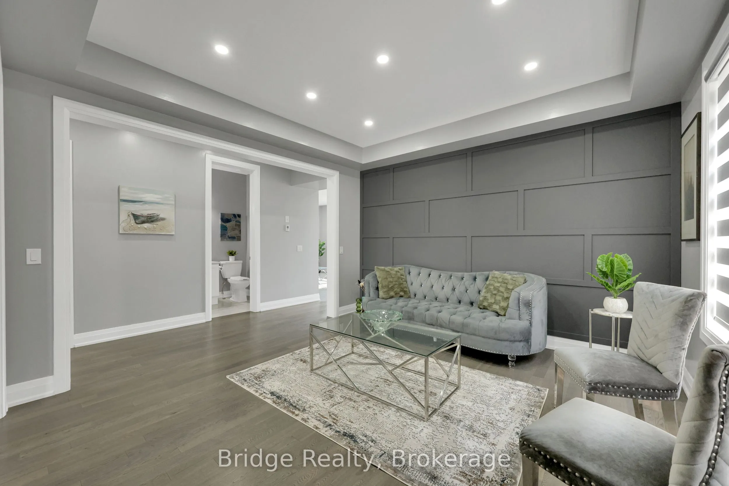 1343 Upper Thames Drive
