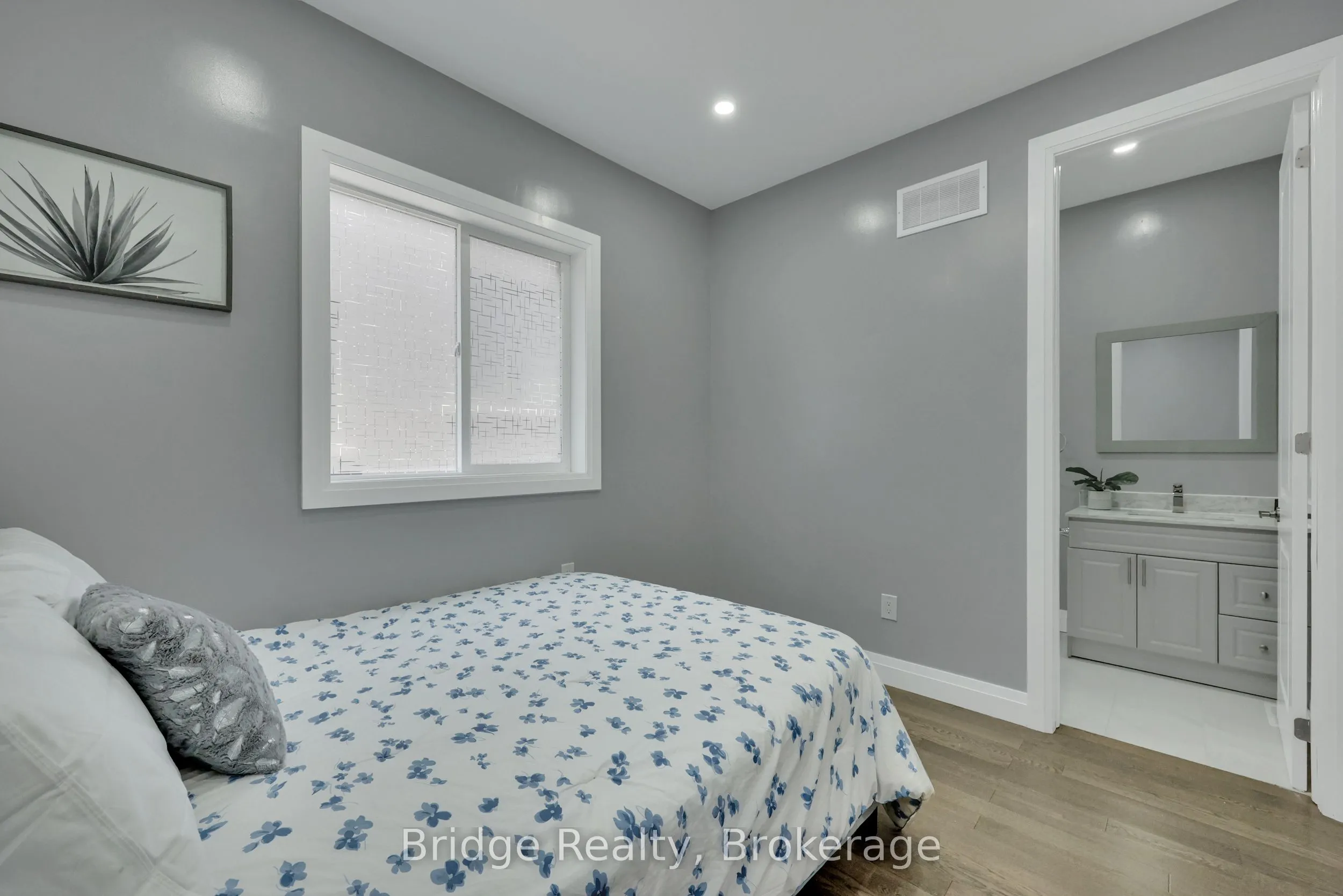 1343 Upper Thames Drive