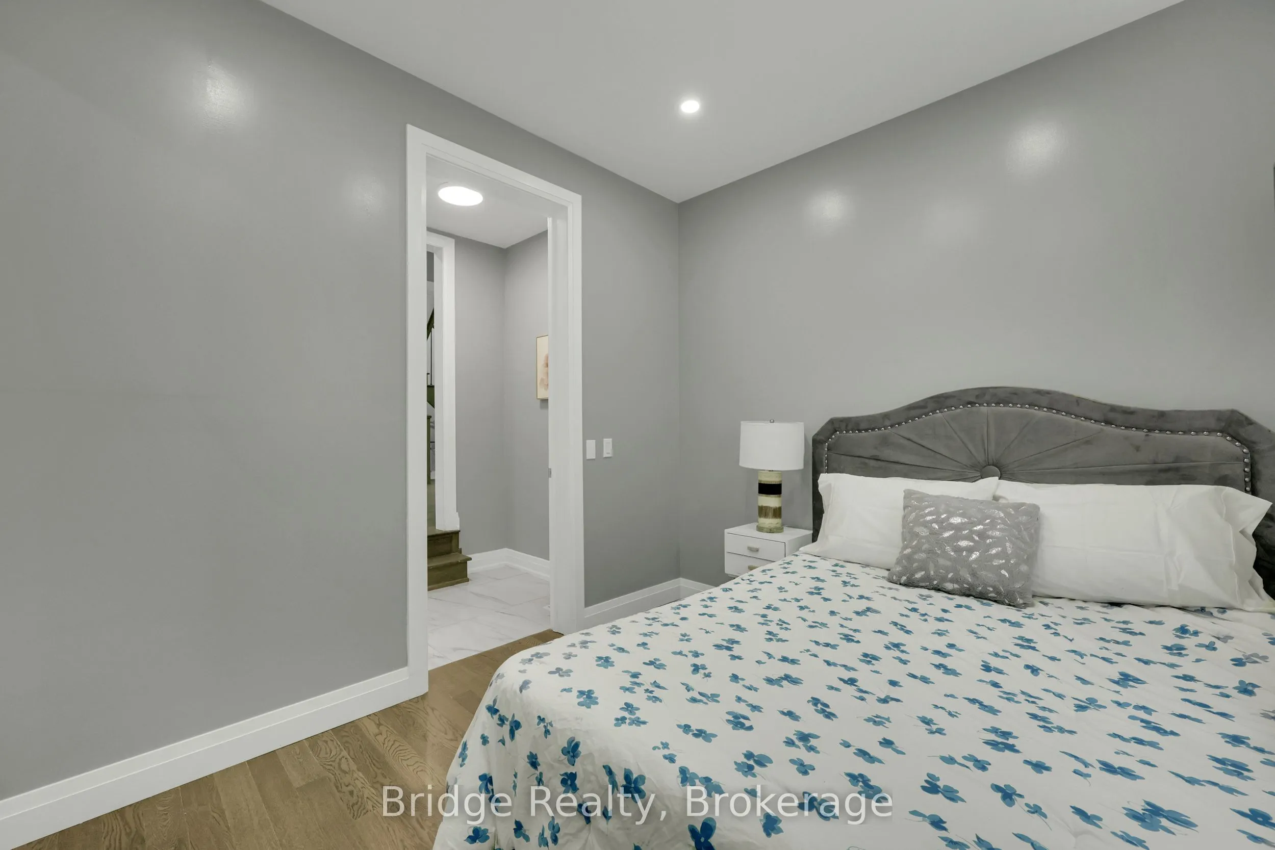 1343 Upper Thames Drive
