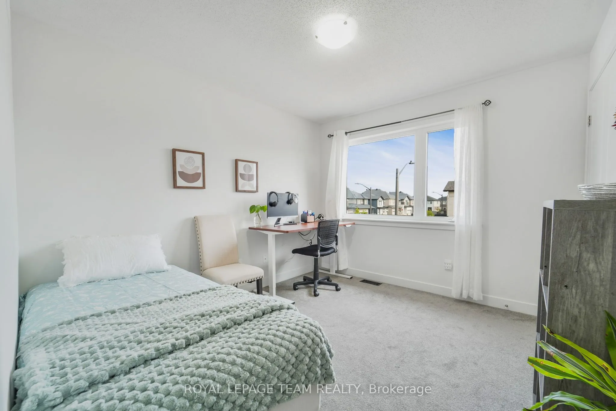 91 Heirloom Street