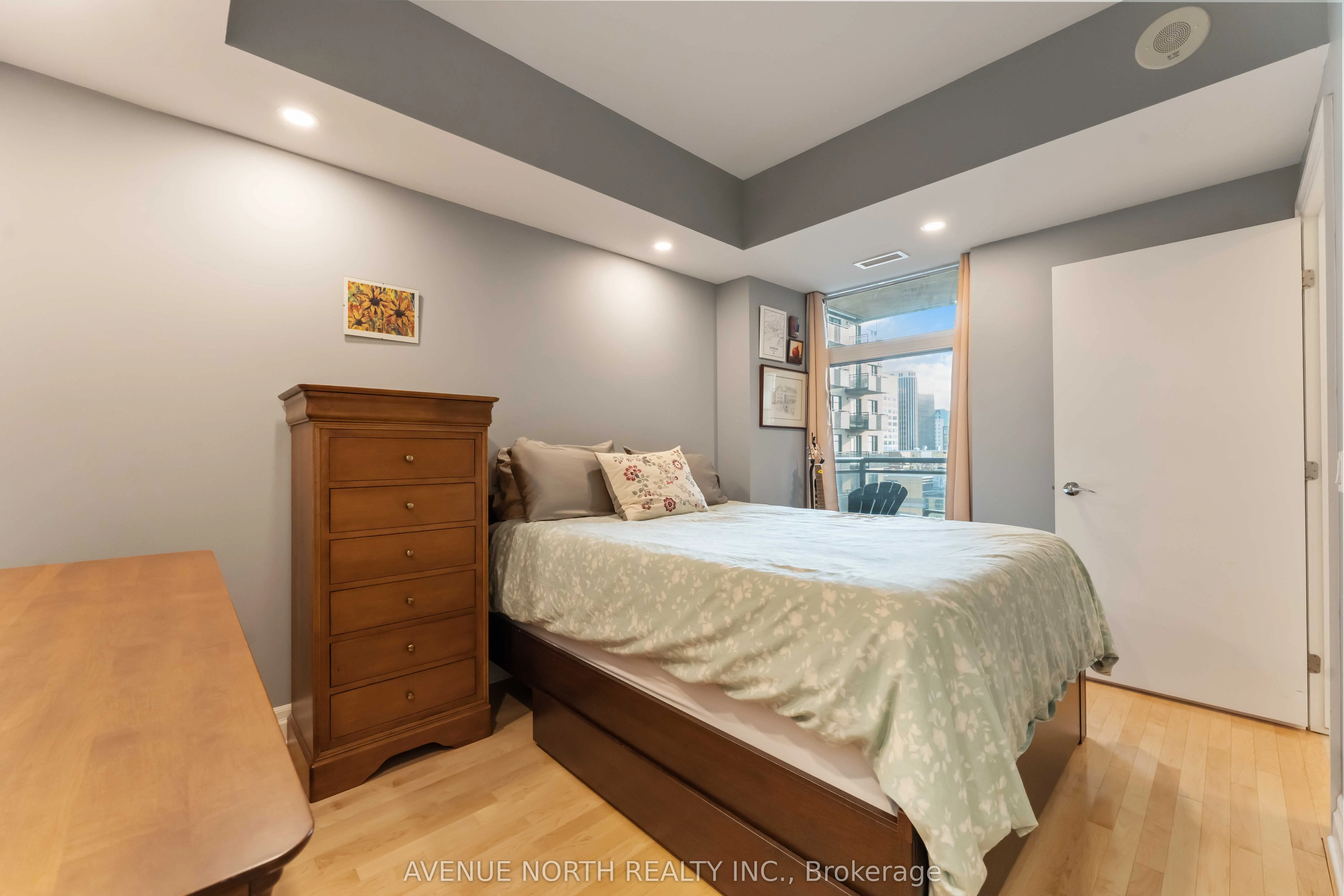 245 Kent Street, #1505