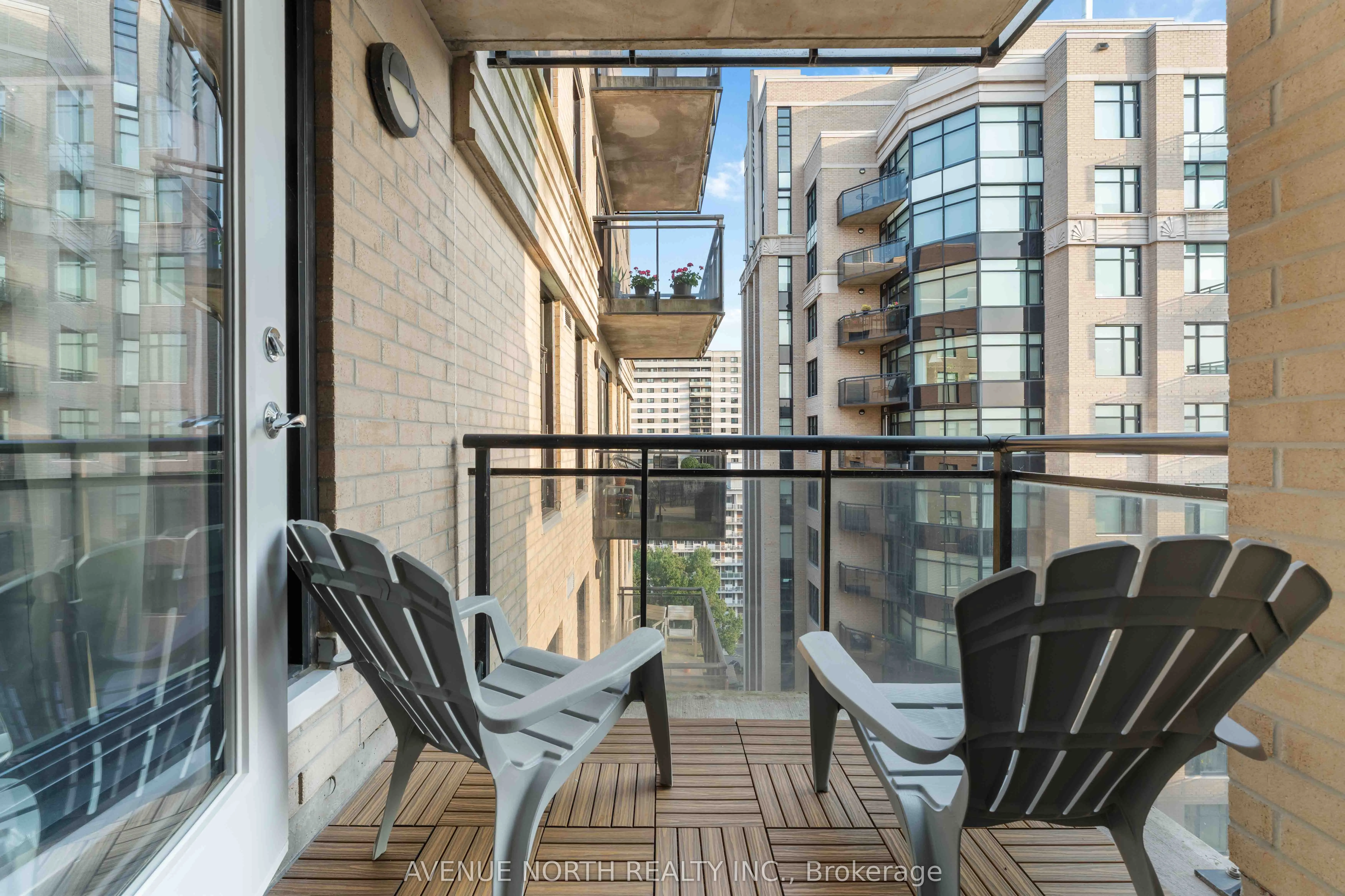 245 Kent Street, #1505