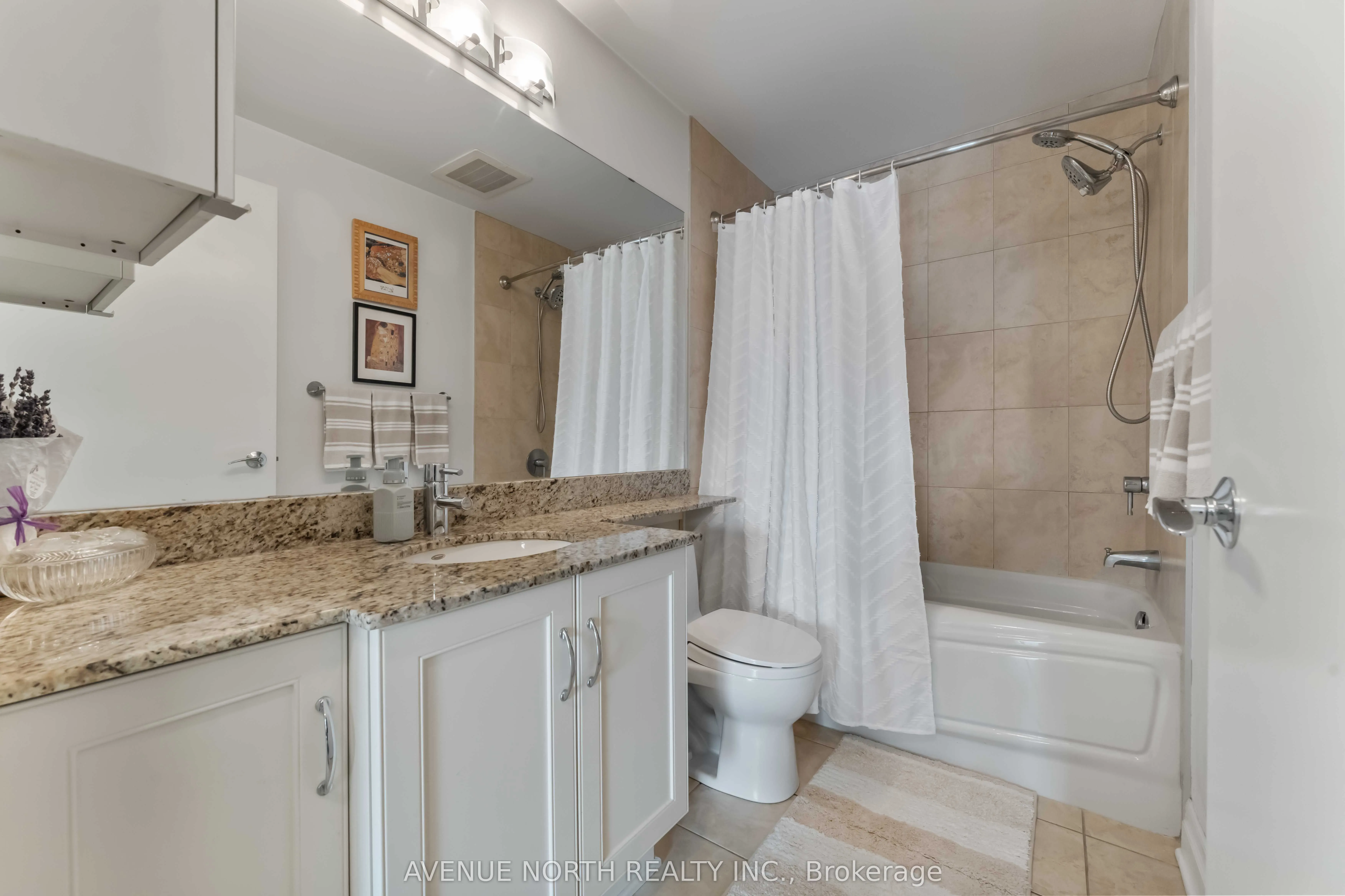 245 Kent Street, #1505