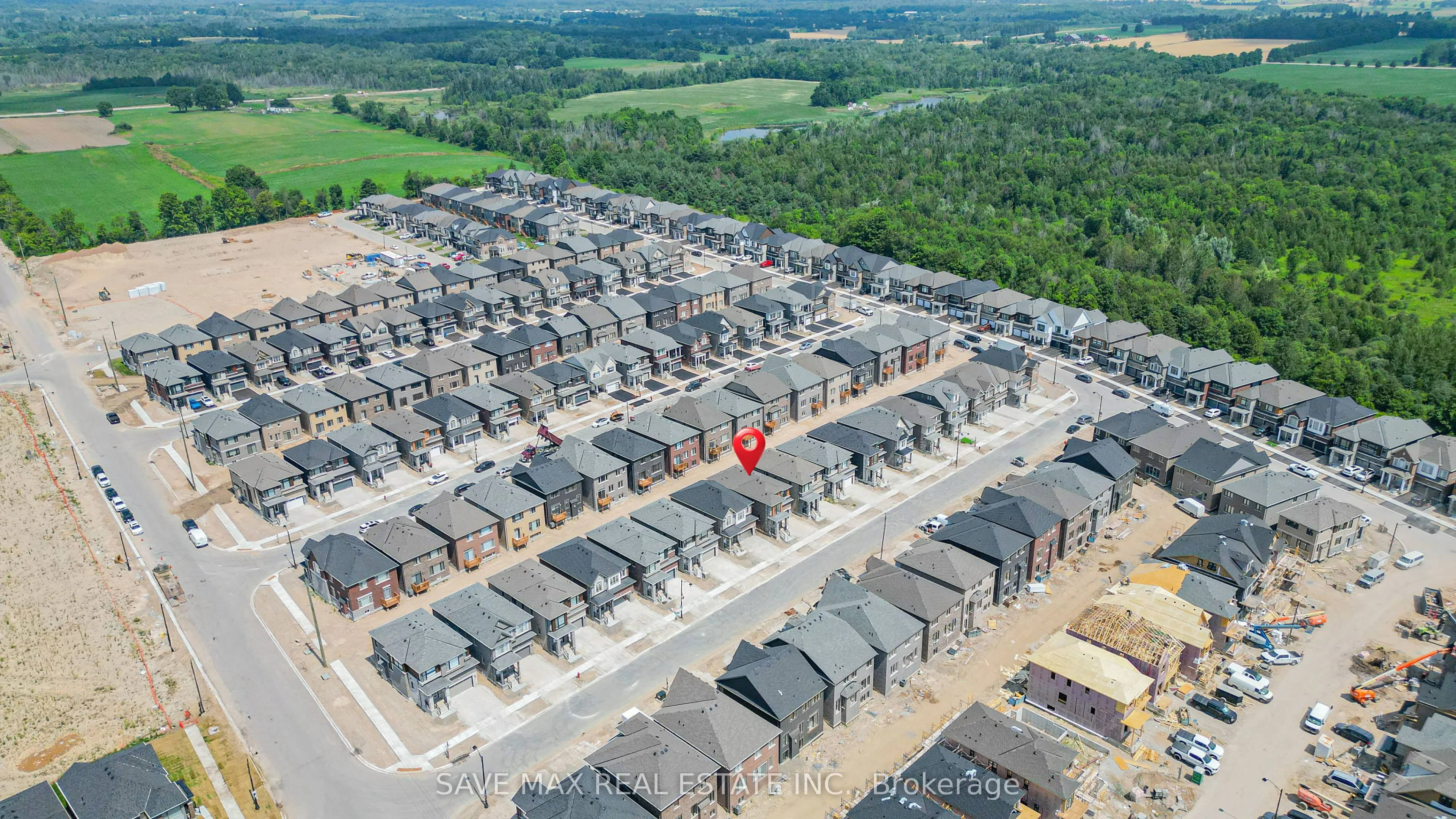 25 Stanley Leitch Drive N