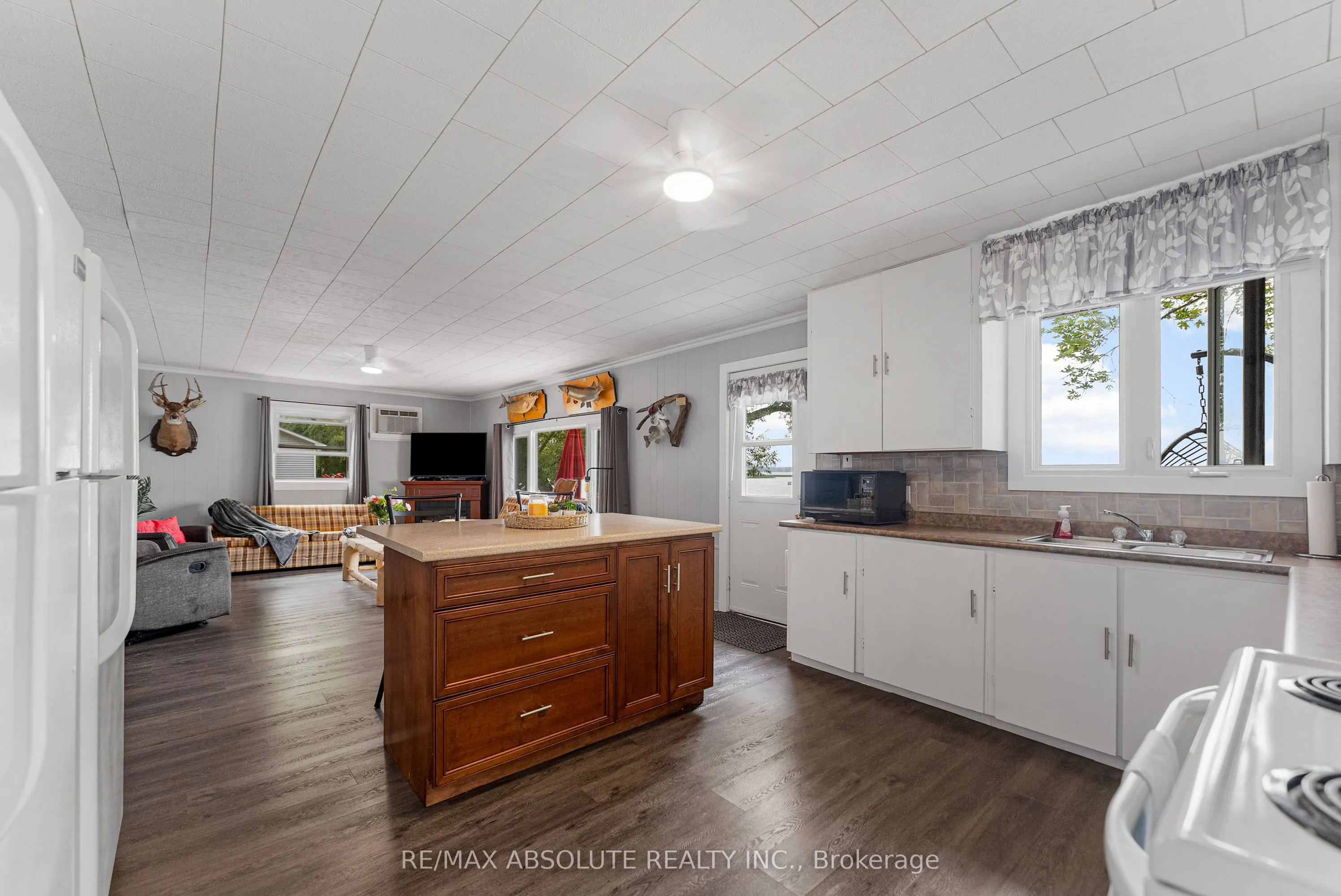 391 Leavoy Lane
