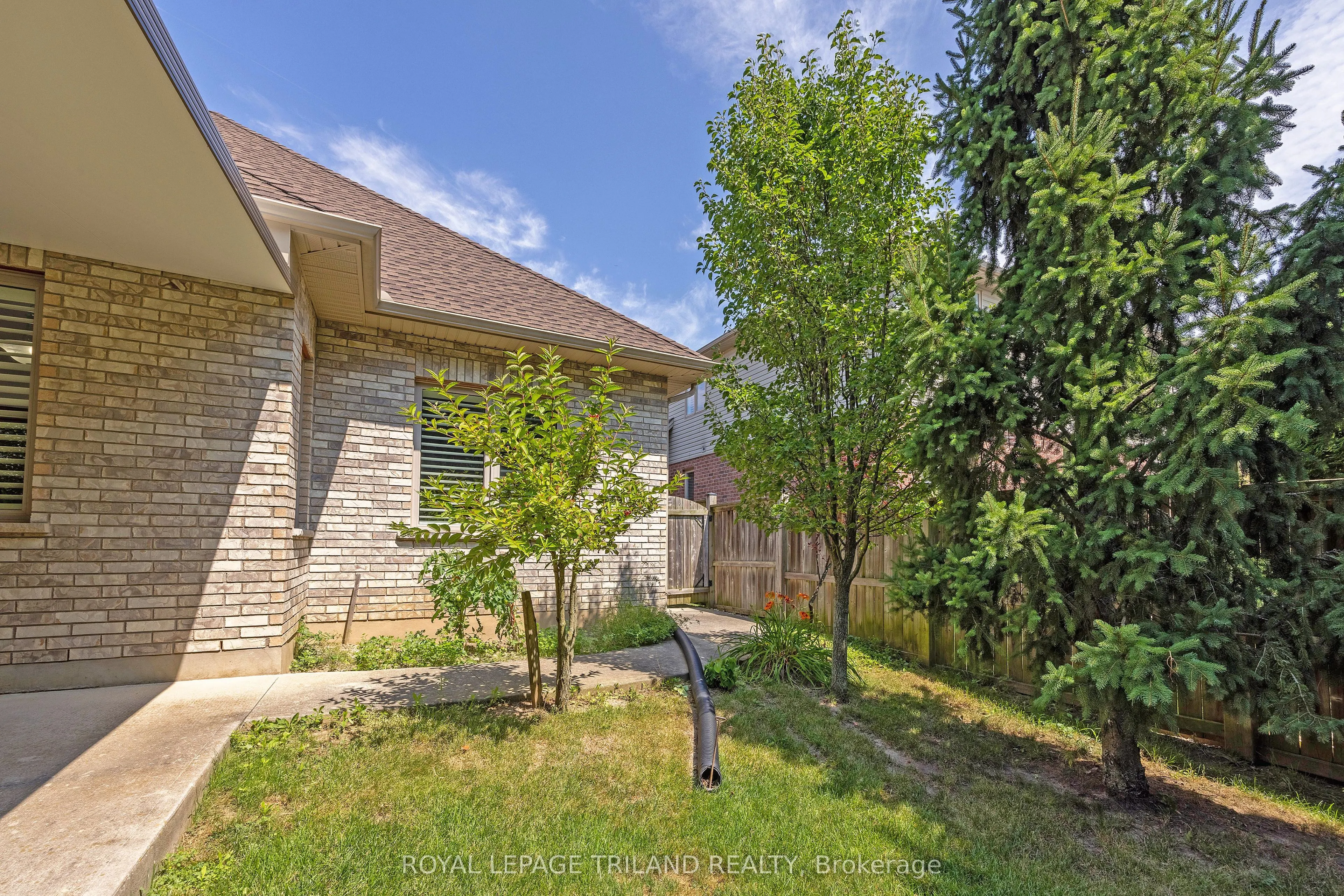 2285 Lilac Avenue