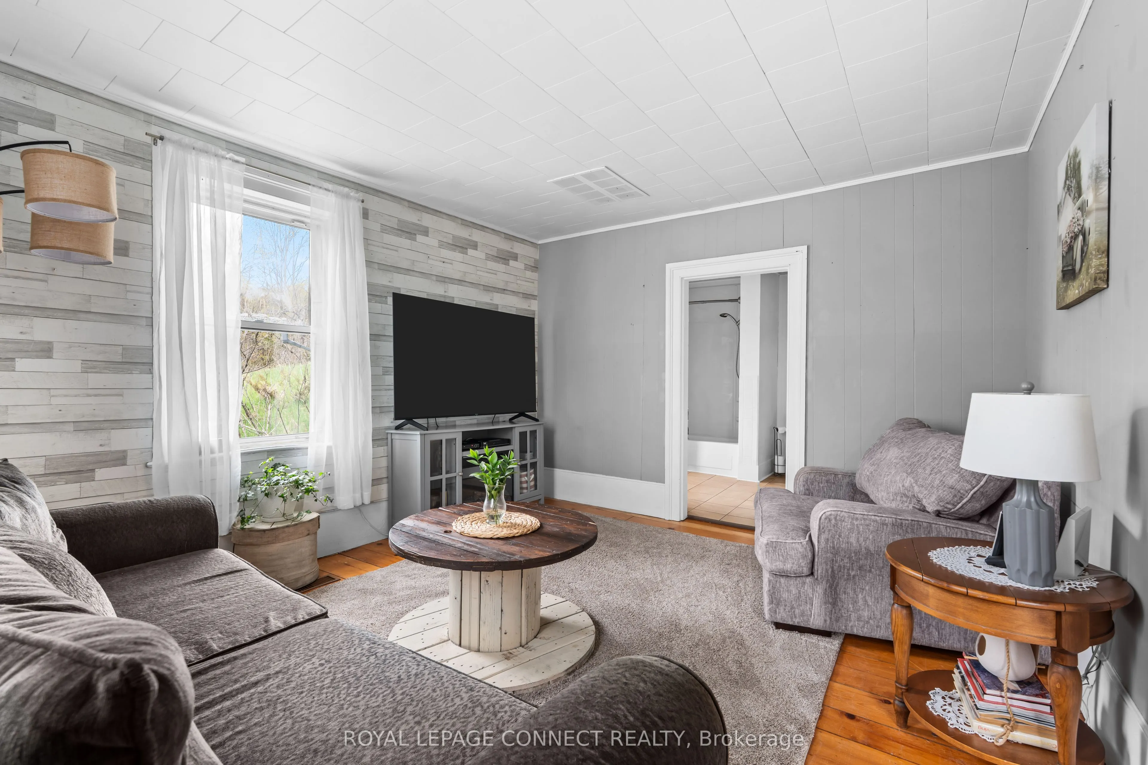 373 Deshane Road
