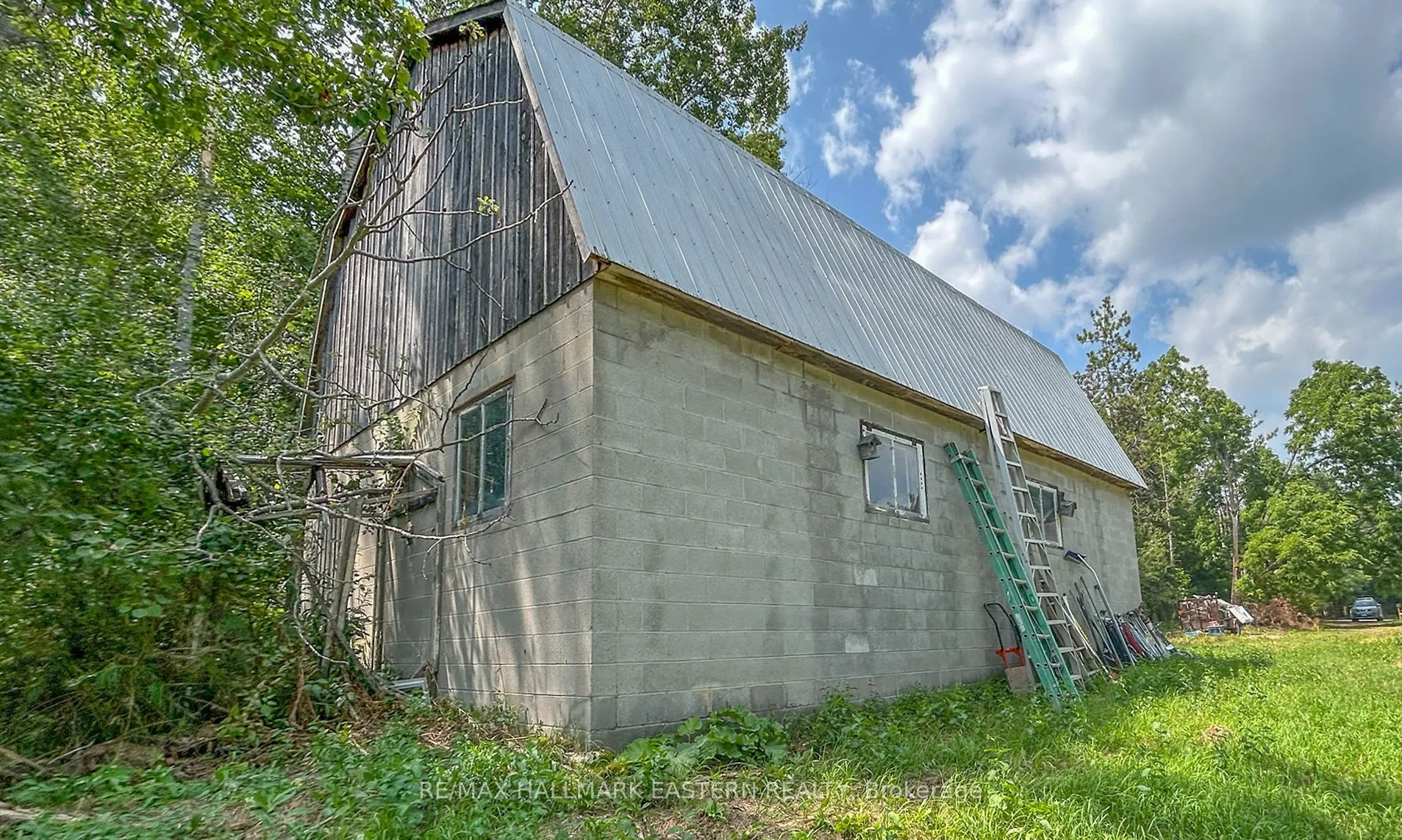 751 Ford Crescent