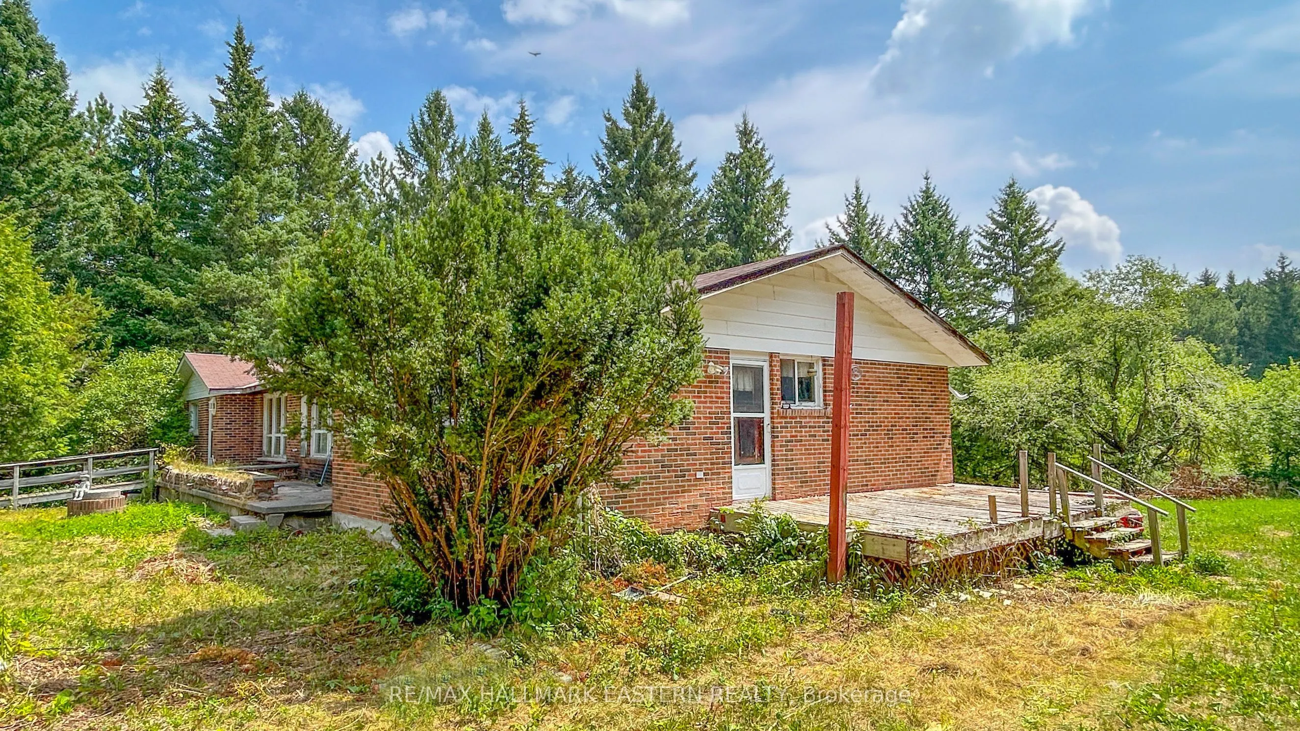 751 Ford Crescent