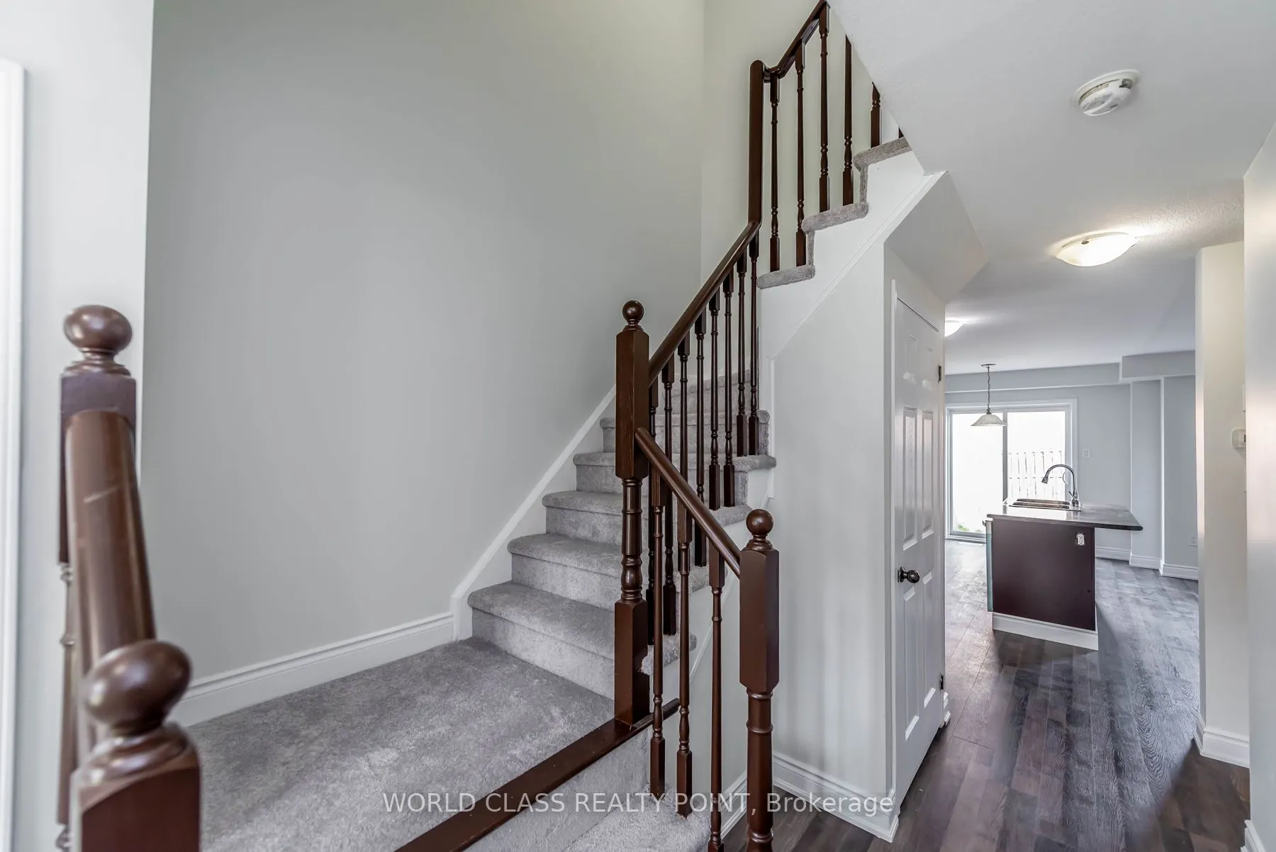 8542 Nightshade Street