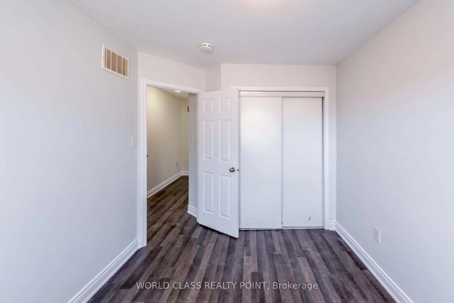 8542 Nightshade Street
