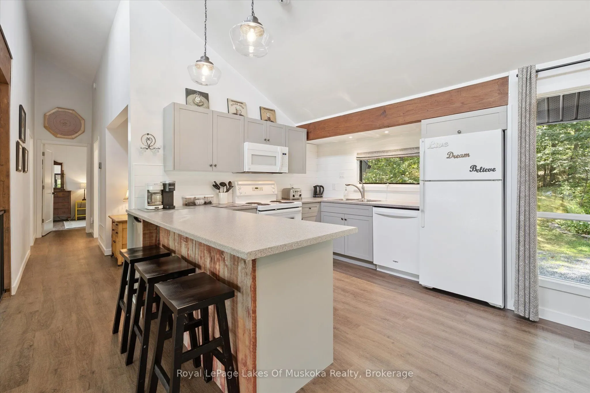 219 Rowanwood Lane