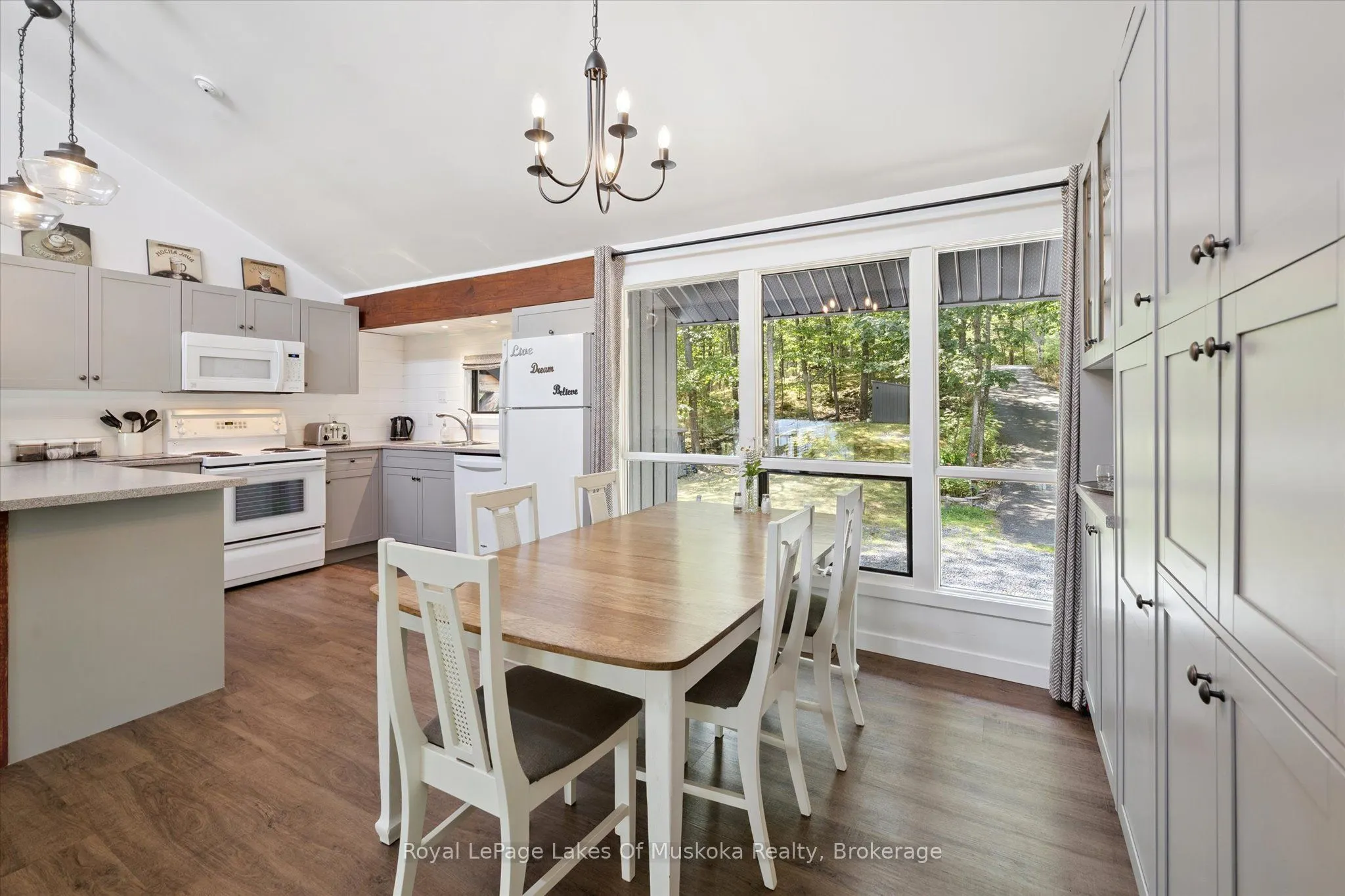 219 Rowanwood Lane