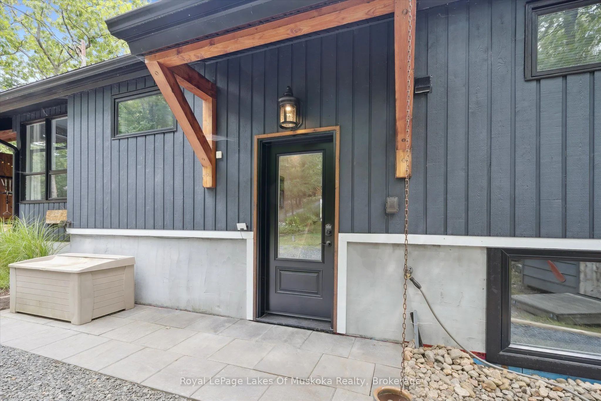 219 Rowanwood Lane