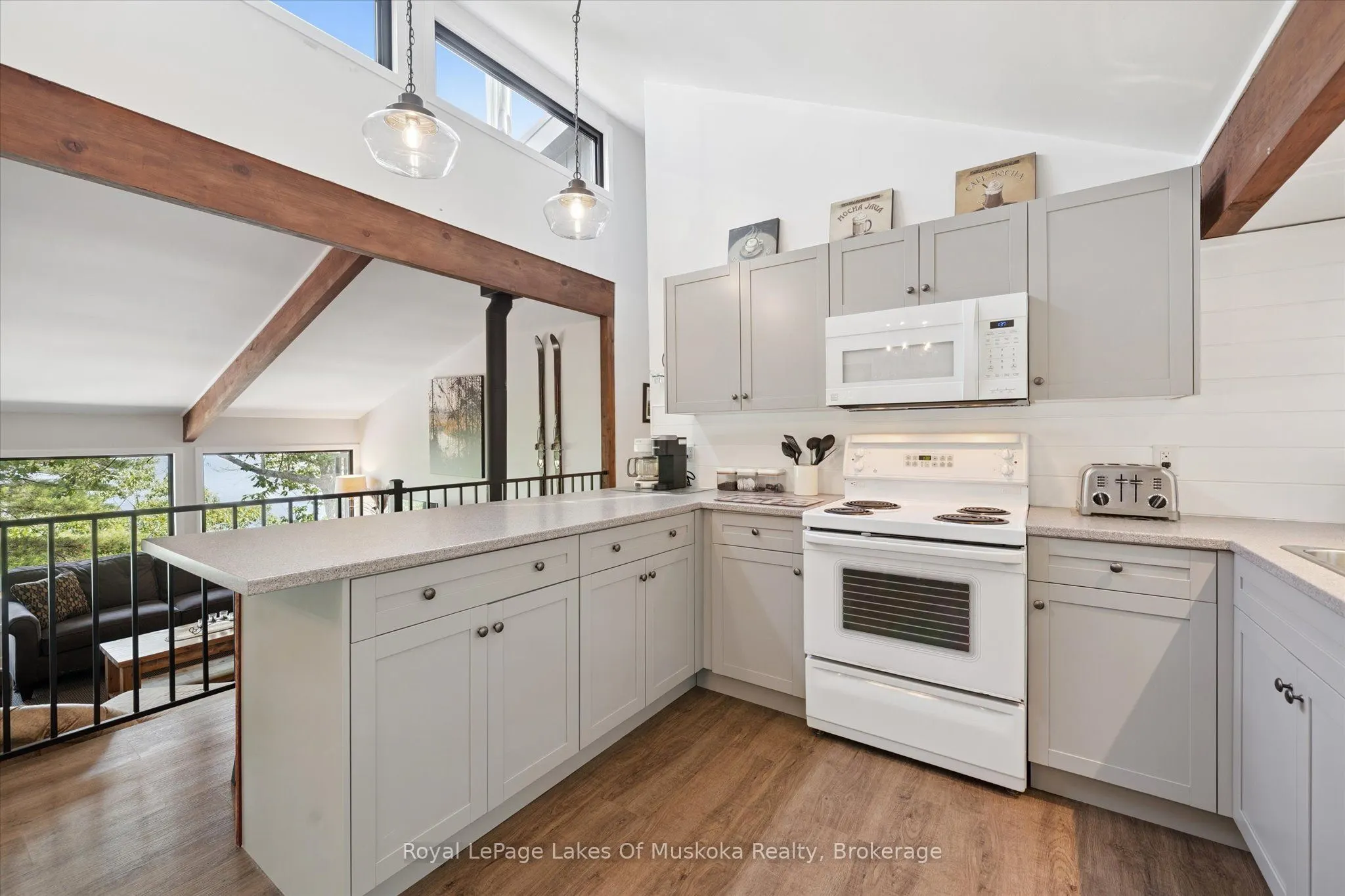 219 Rowanwood Lane