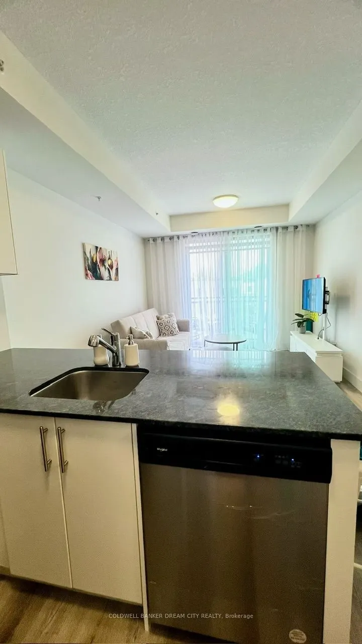 107 ROGER Street, #0413