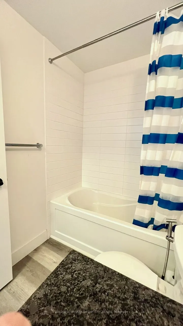 107 ROGER Street, #0413