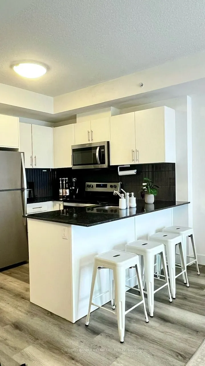 107 ROGER Street, #0413