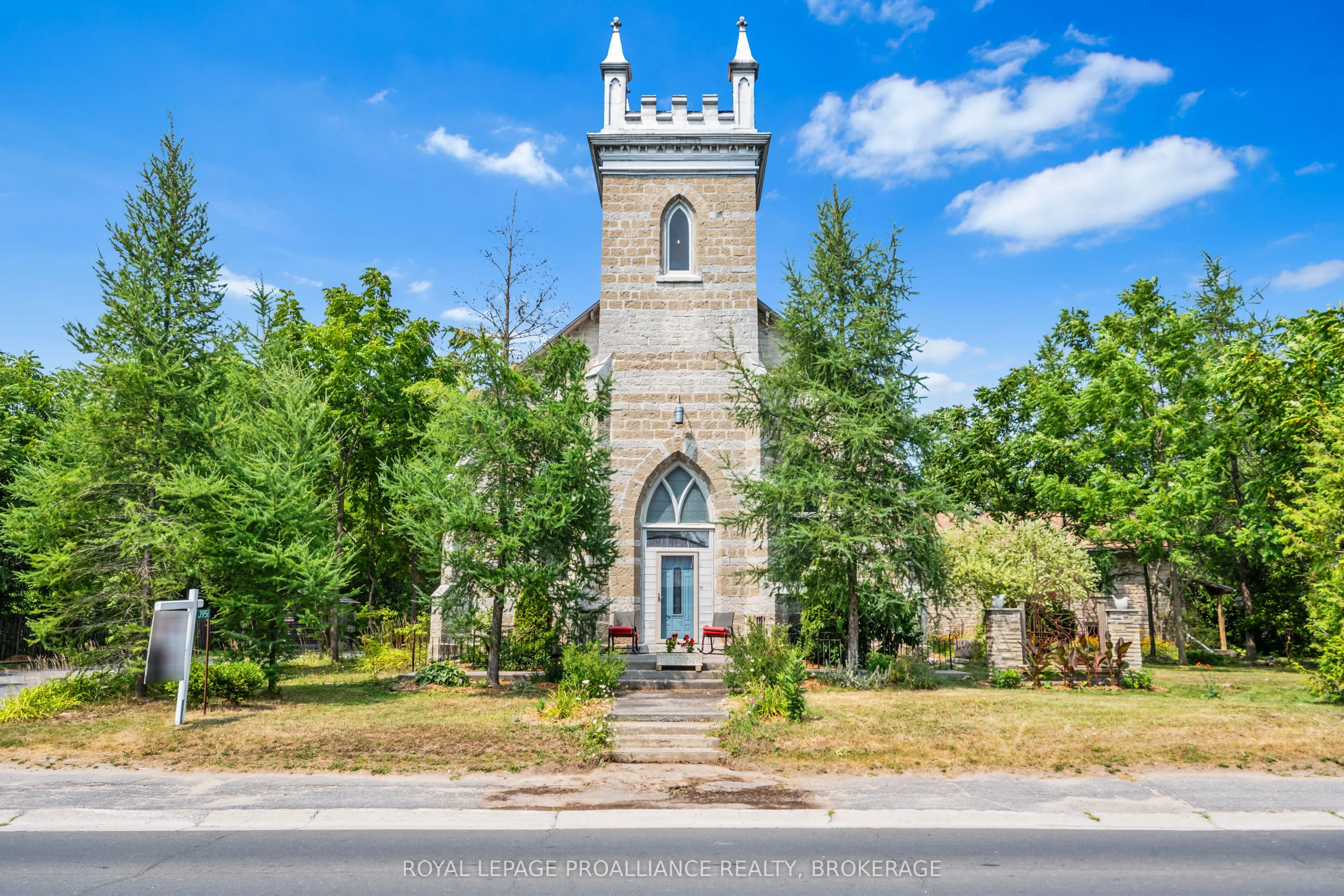 3958 Harrowsmith Road