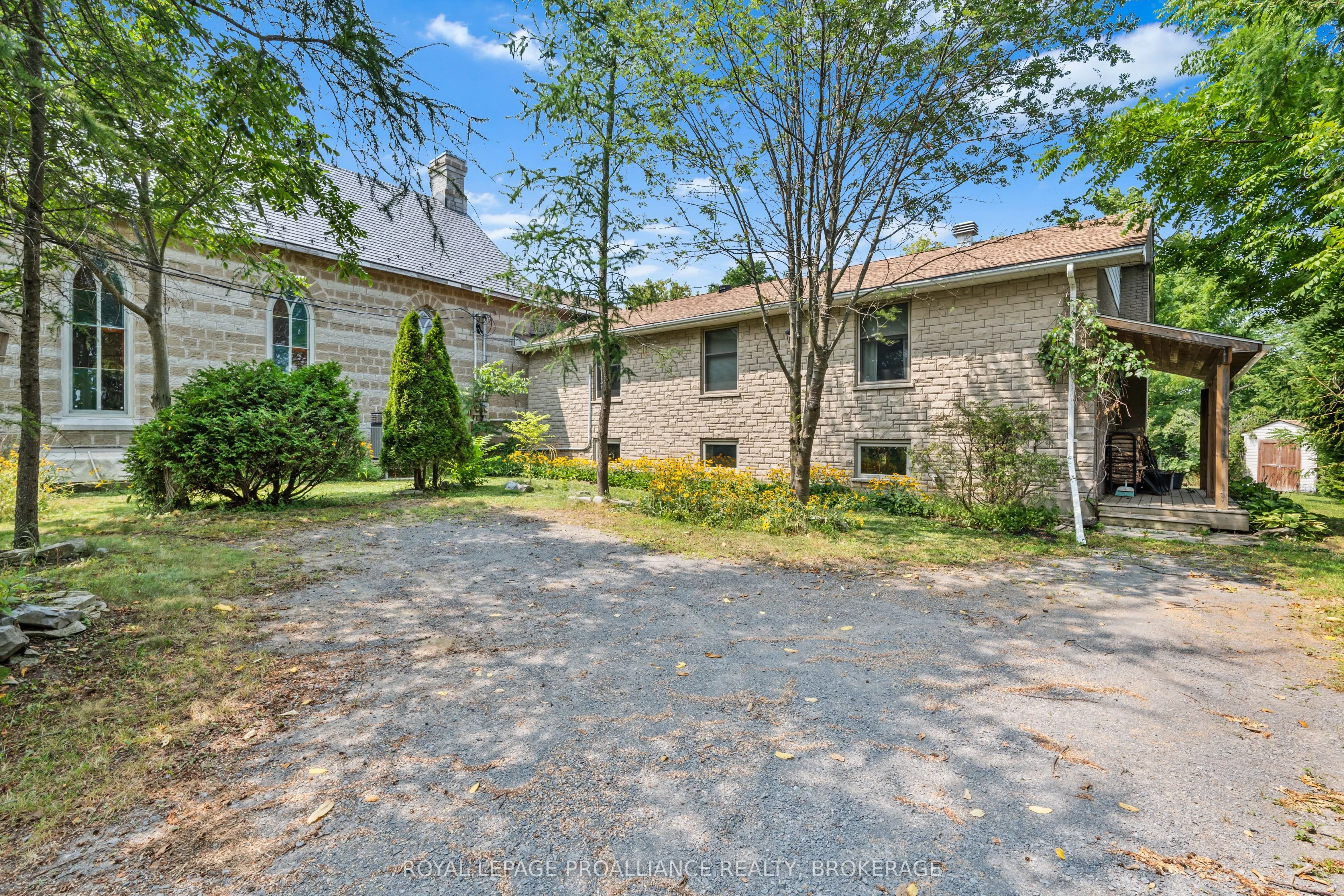 3958 Harrowsmith Road