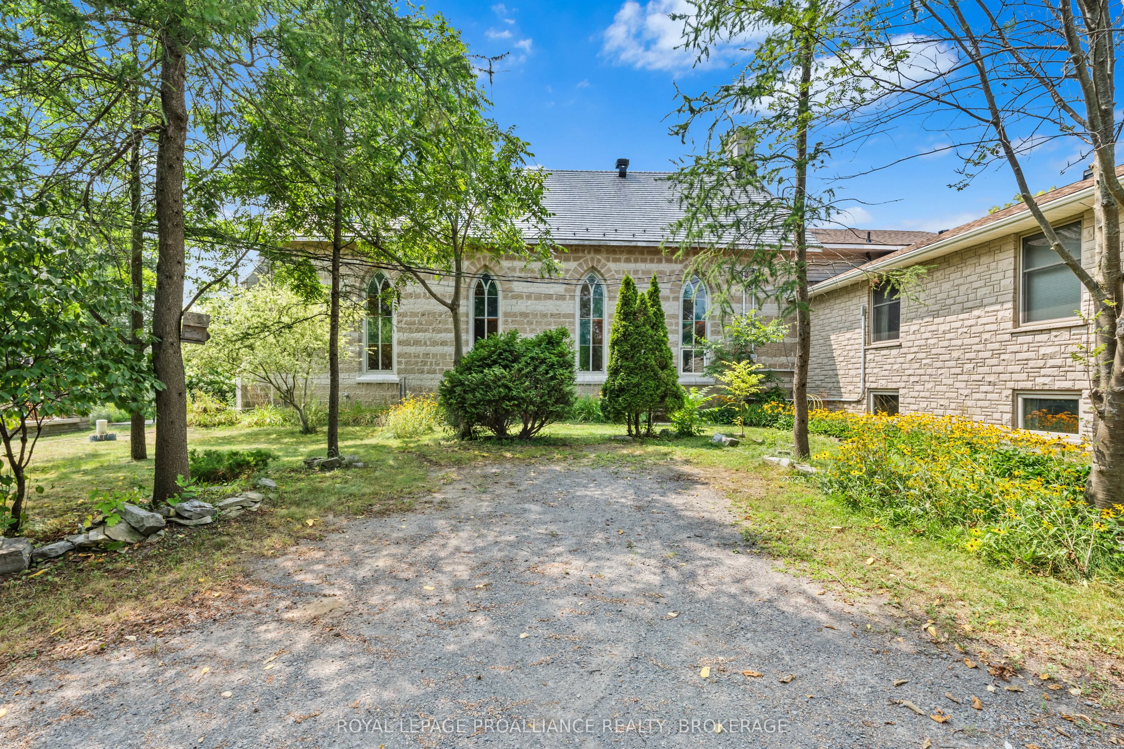 3958 Harrowsmith Road