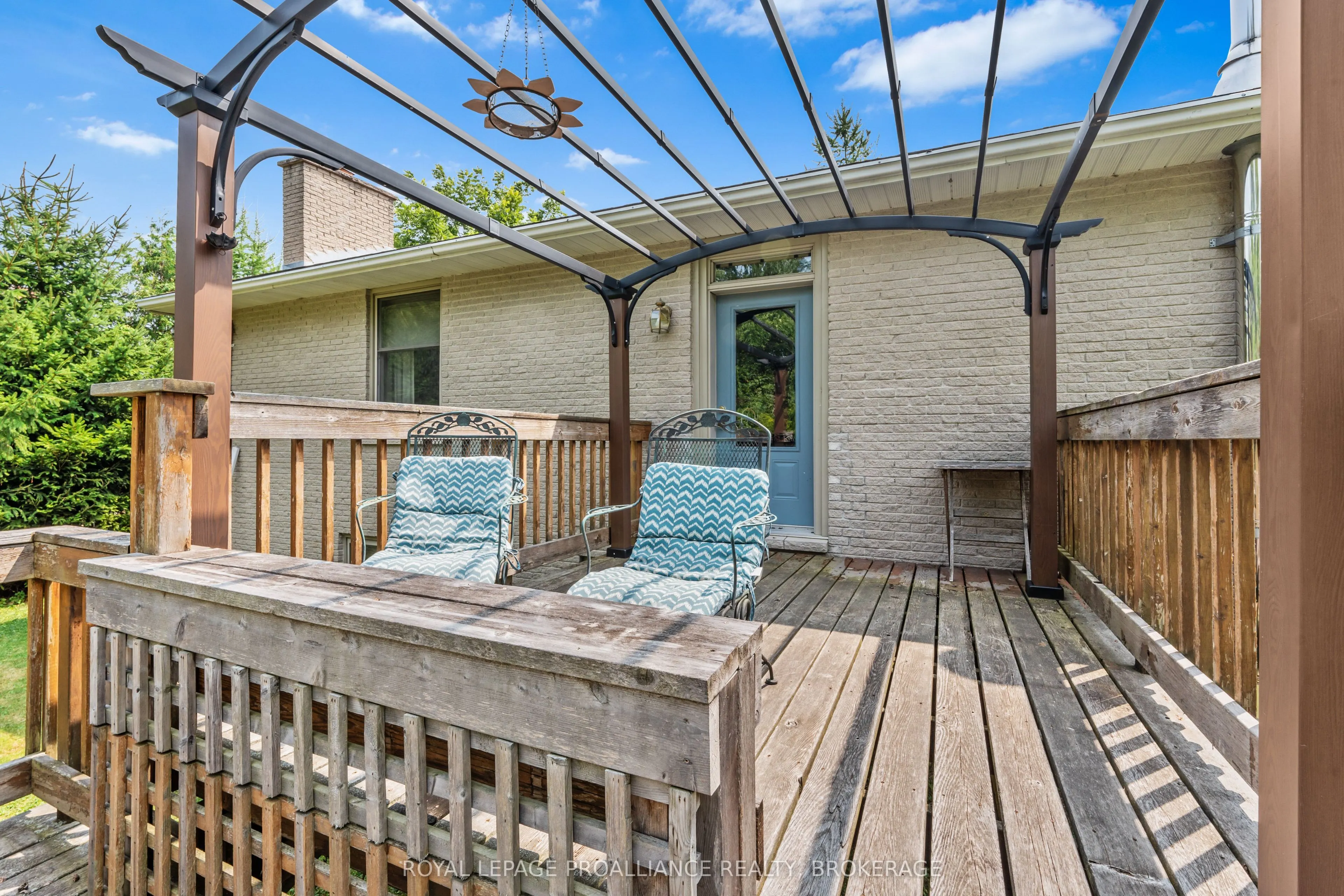 3958 Harrowsmith Road
