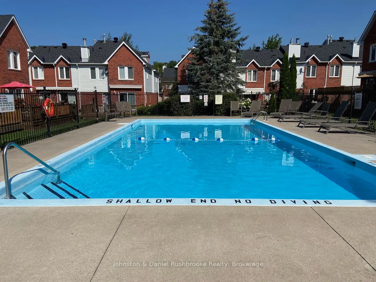 93 Shoreline Drive, #7