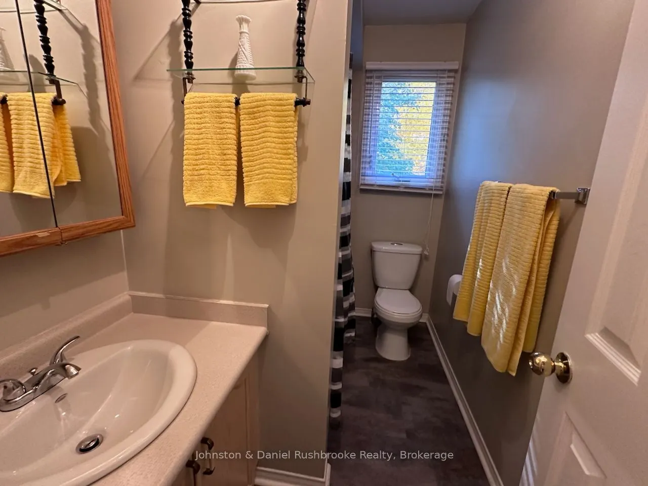 93 Shoreline Drive, #7