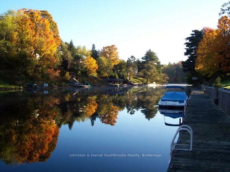 93 Shoreline Drive, #7