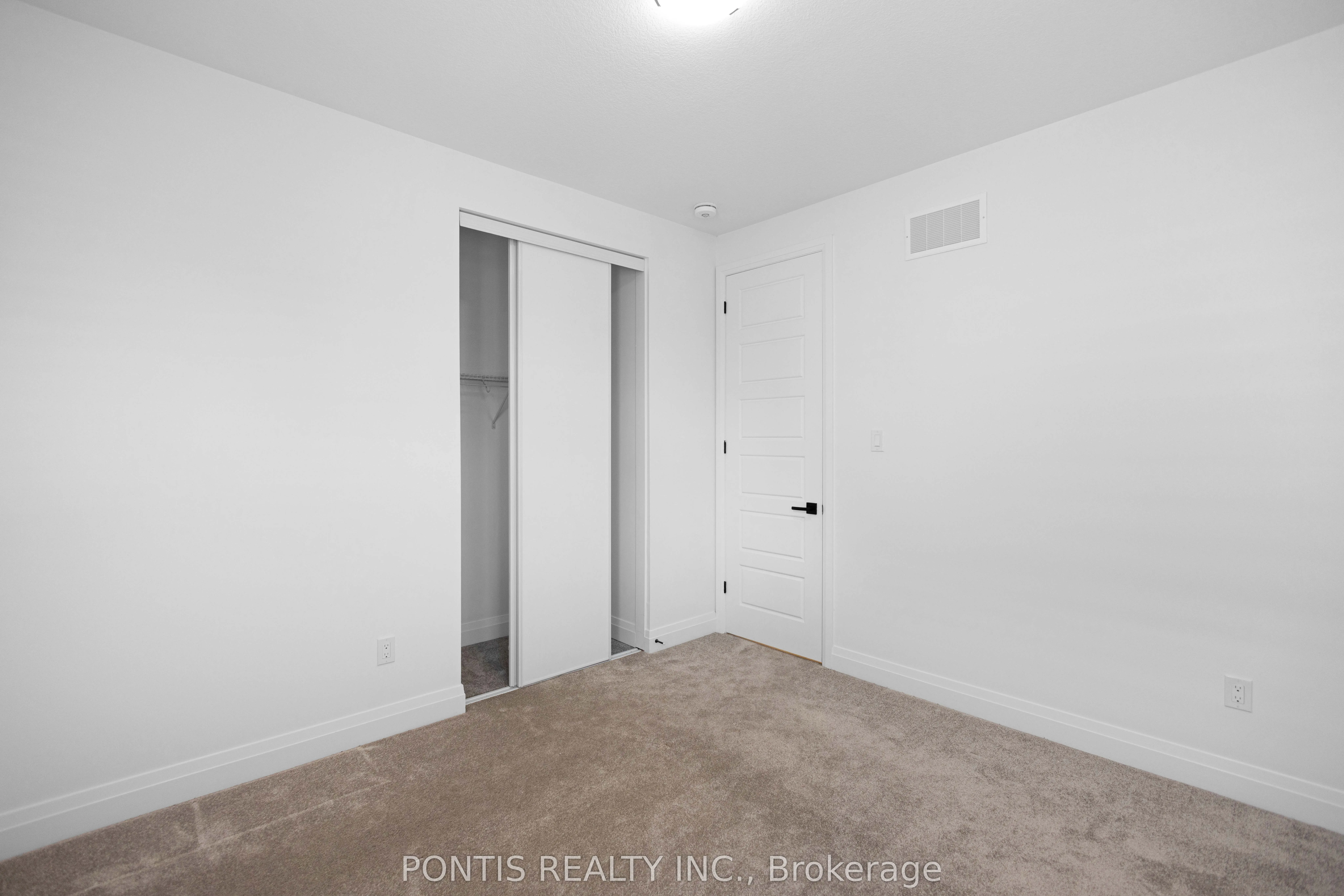 18 SAXONY Street