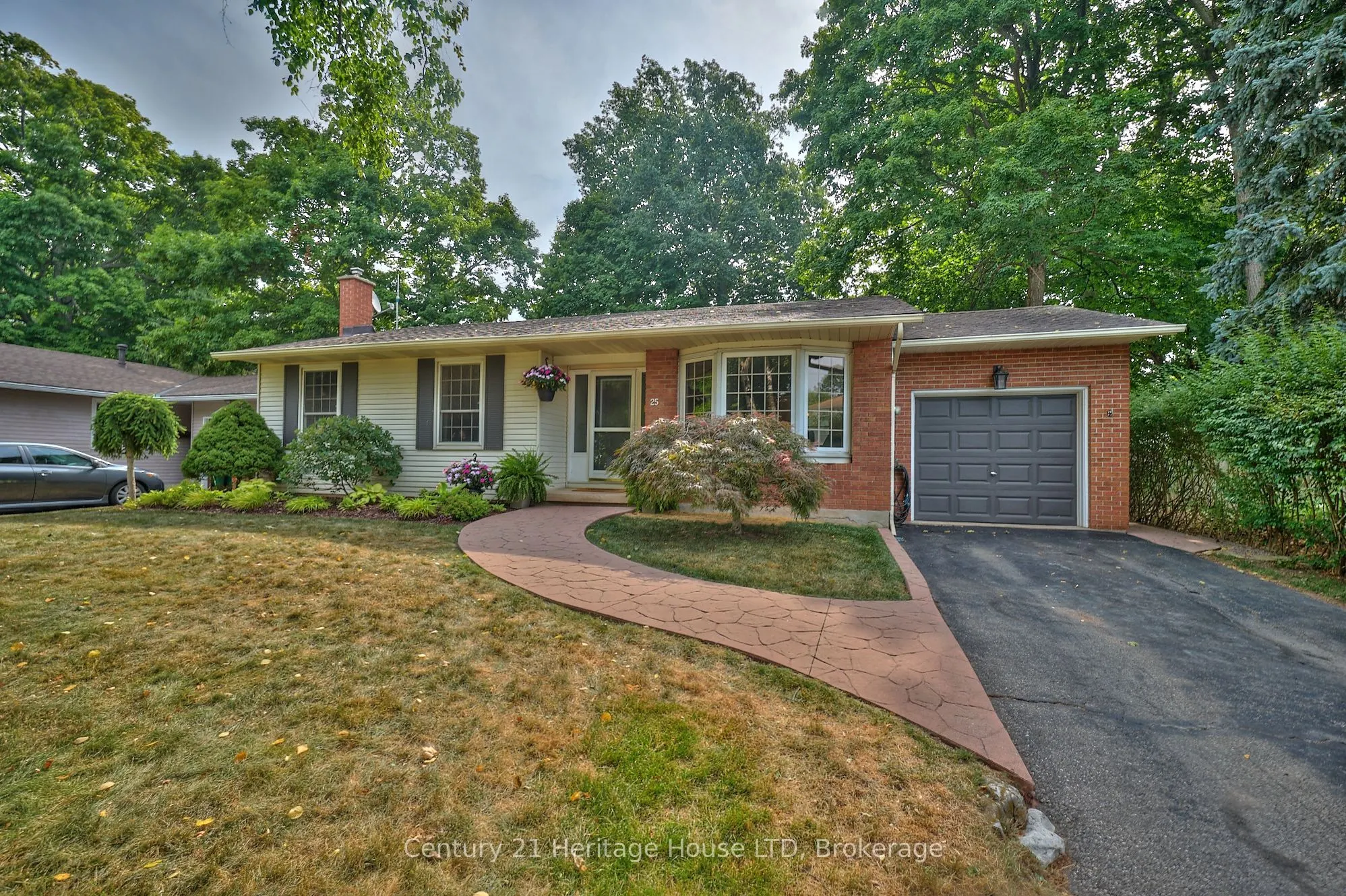 25 Birchpark Drive