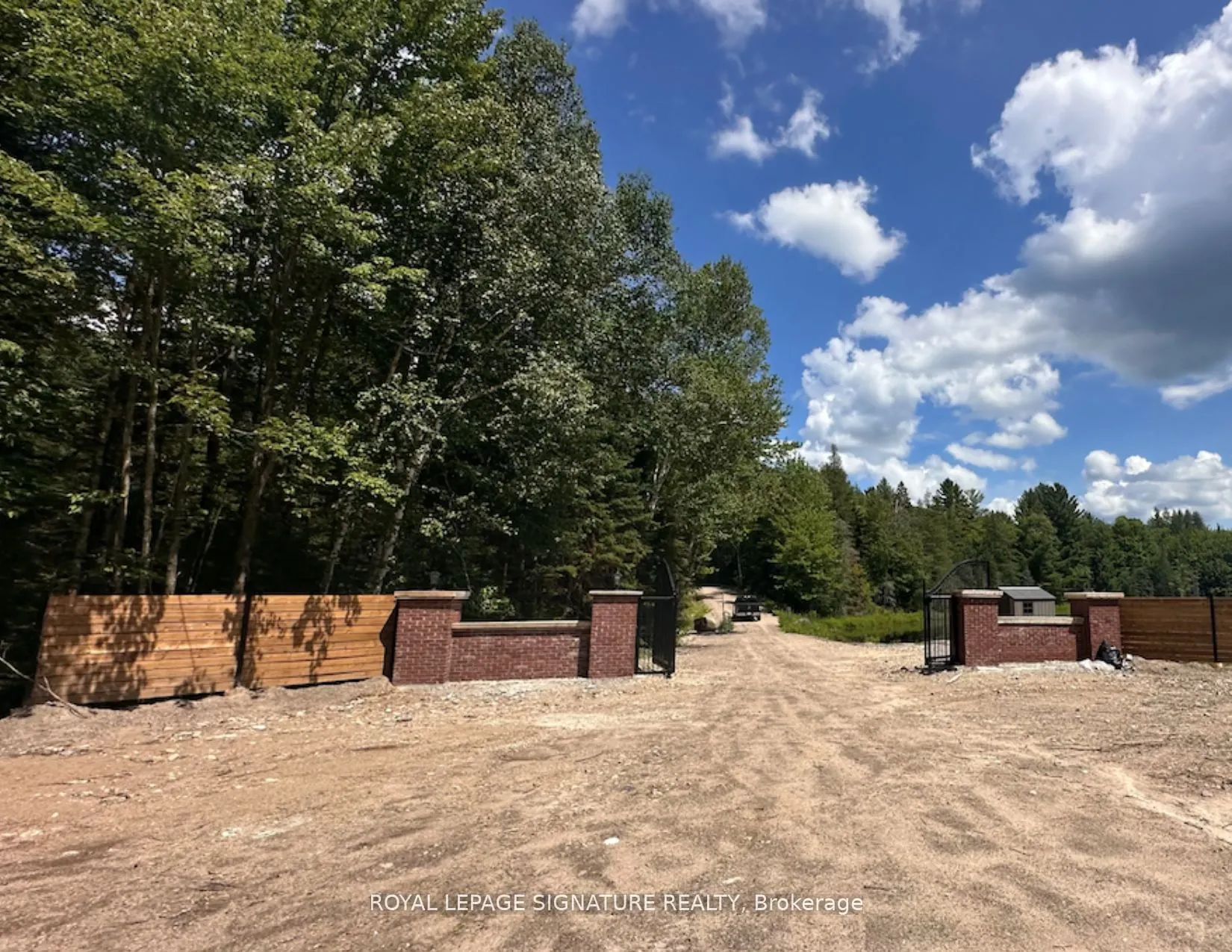 15 Axe Lake Road