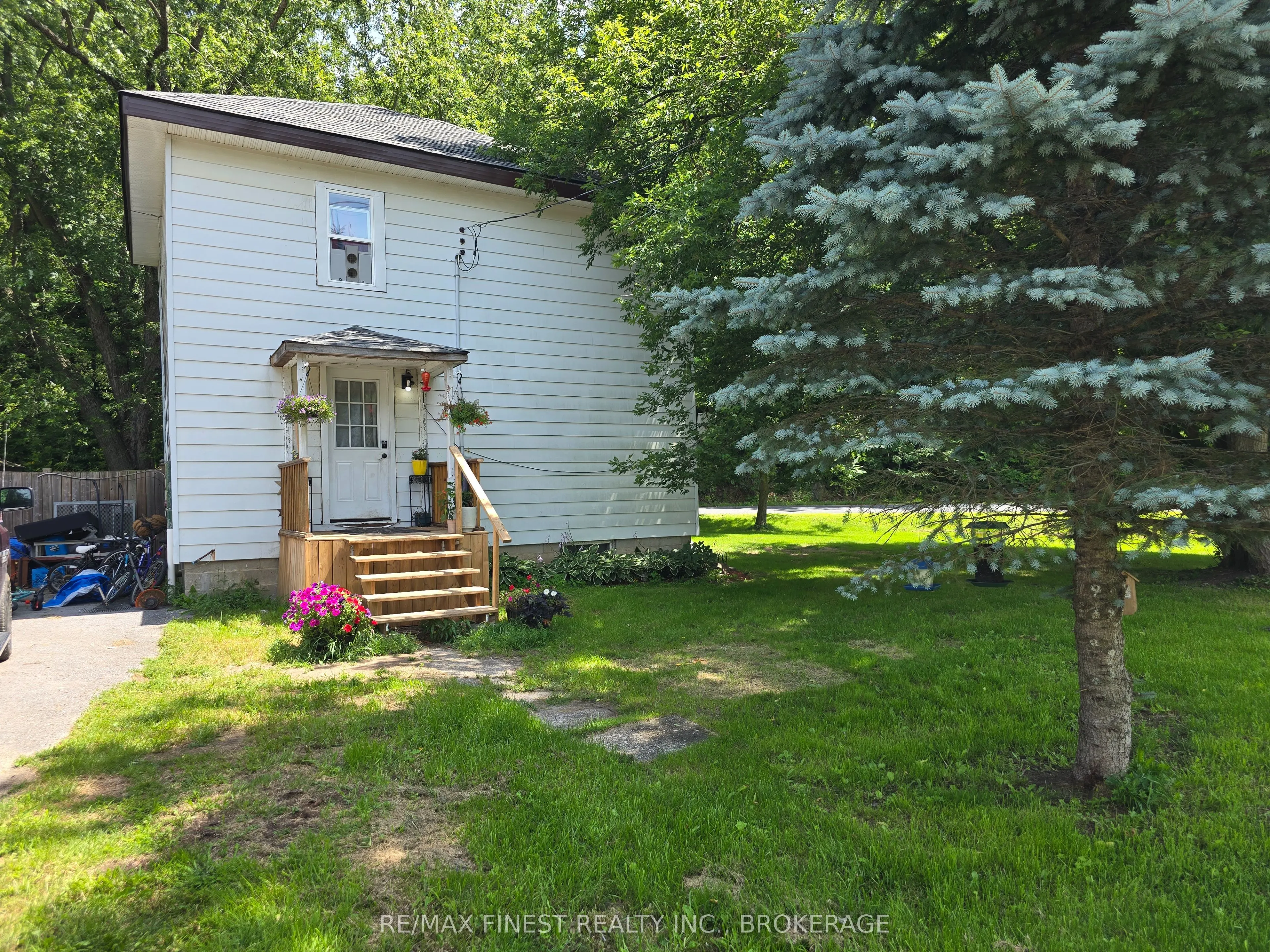 1469 Mountain Grove Road