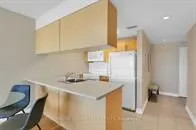 234 Rideau Street, #1704