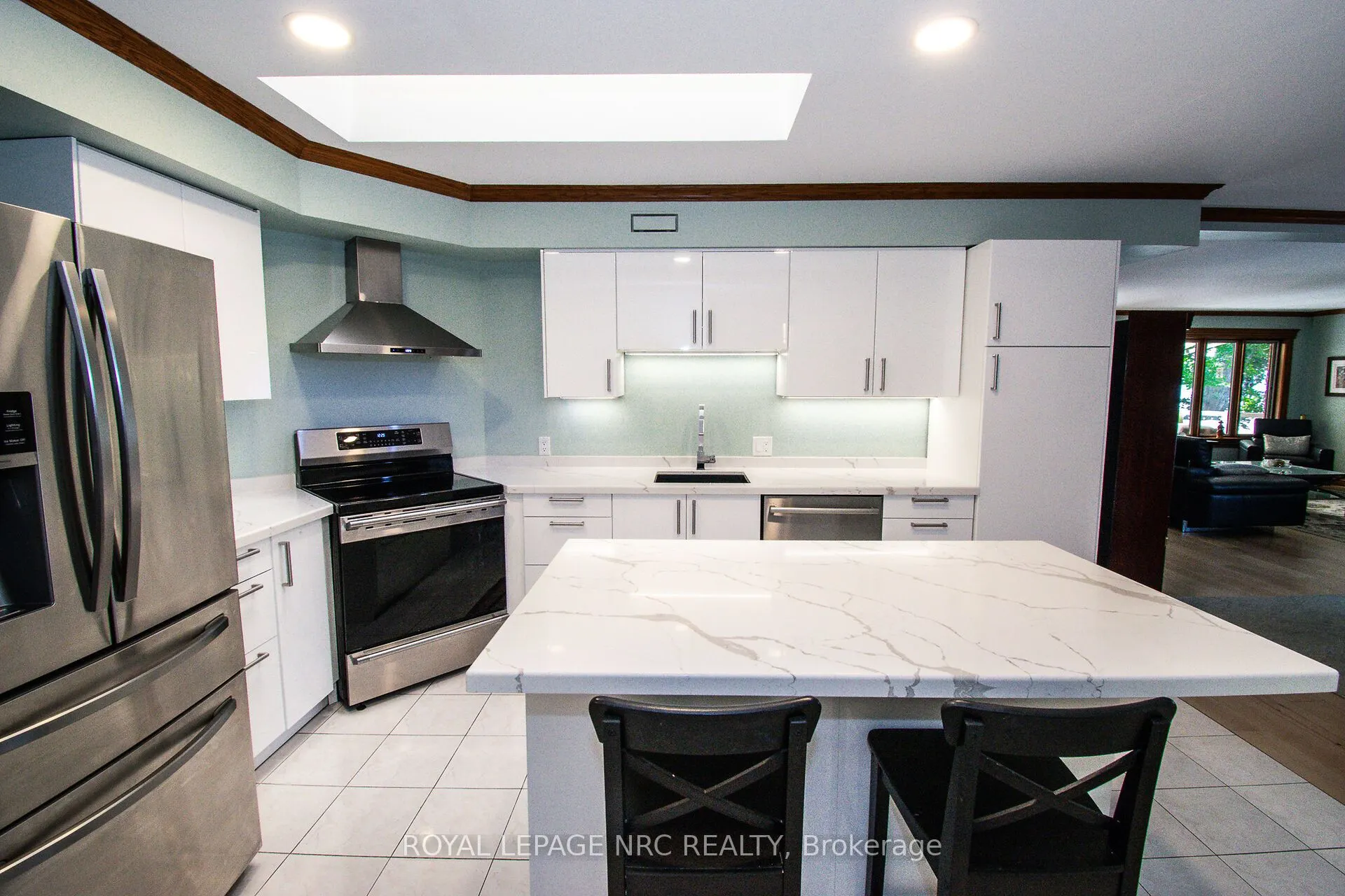 55 Main Street, #302