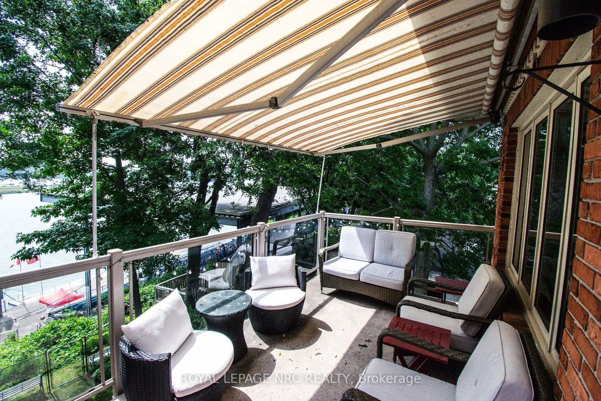 55 Main Street, #302