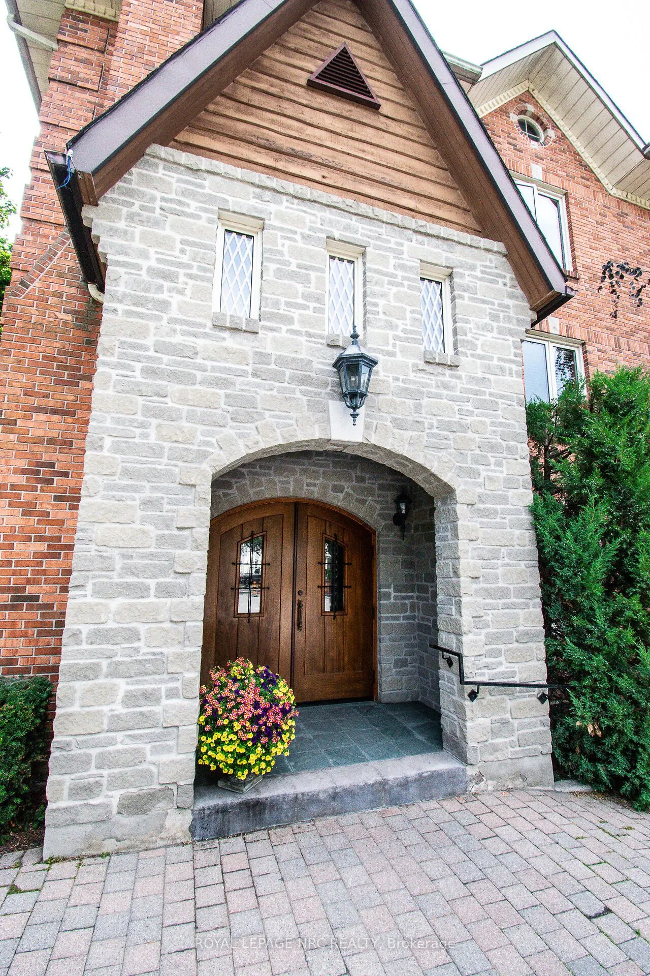 55 Main Street, #302