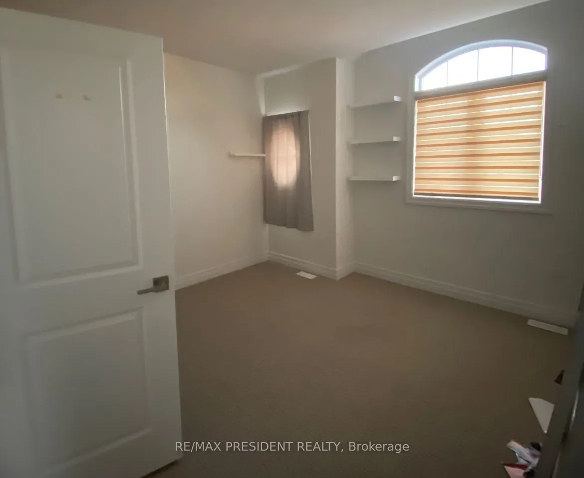 106 Greenwich Avenue, #Main