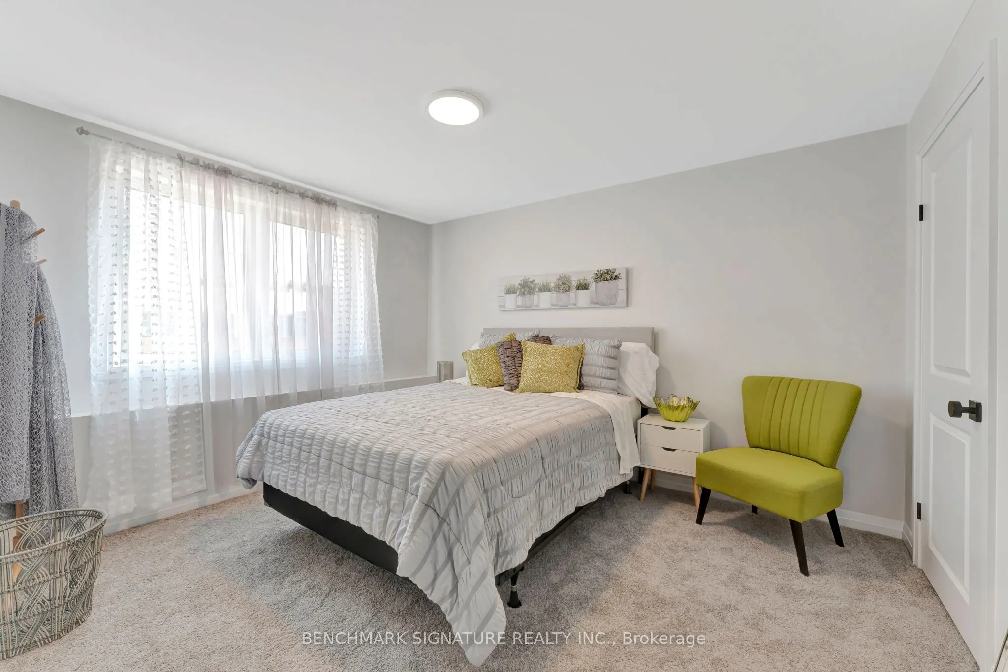2 Painted Skimmer Place